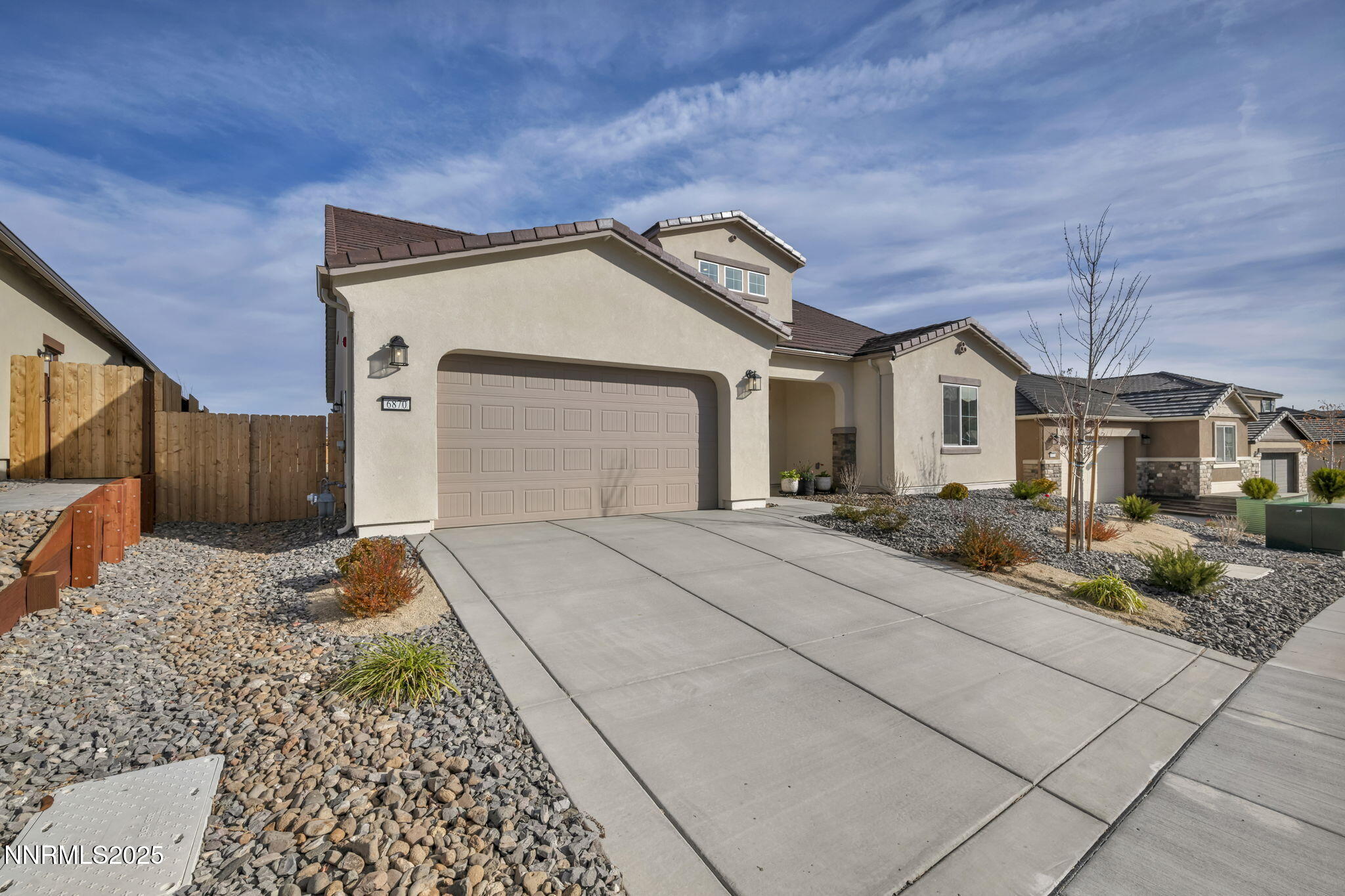 6870 Pilot Peak Road Property Photo 3