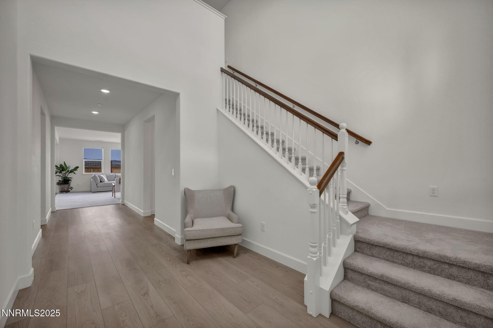 6870 Pilot Peak Road Property Photo 5
