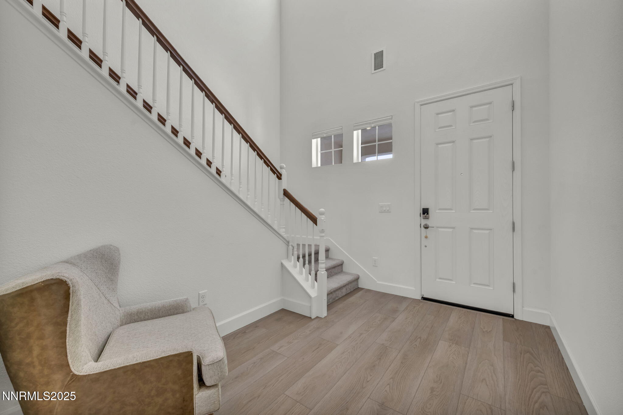 6870 Pilot Peak Road Property Photo 6