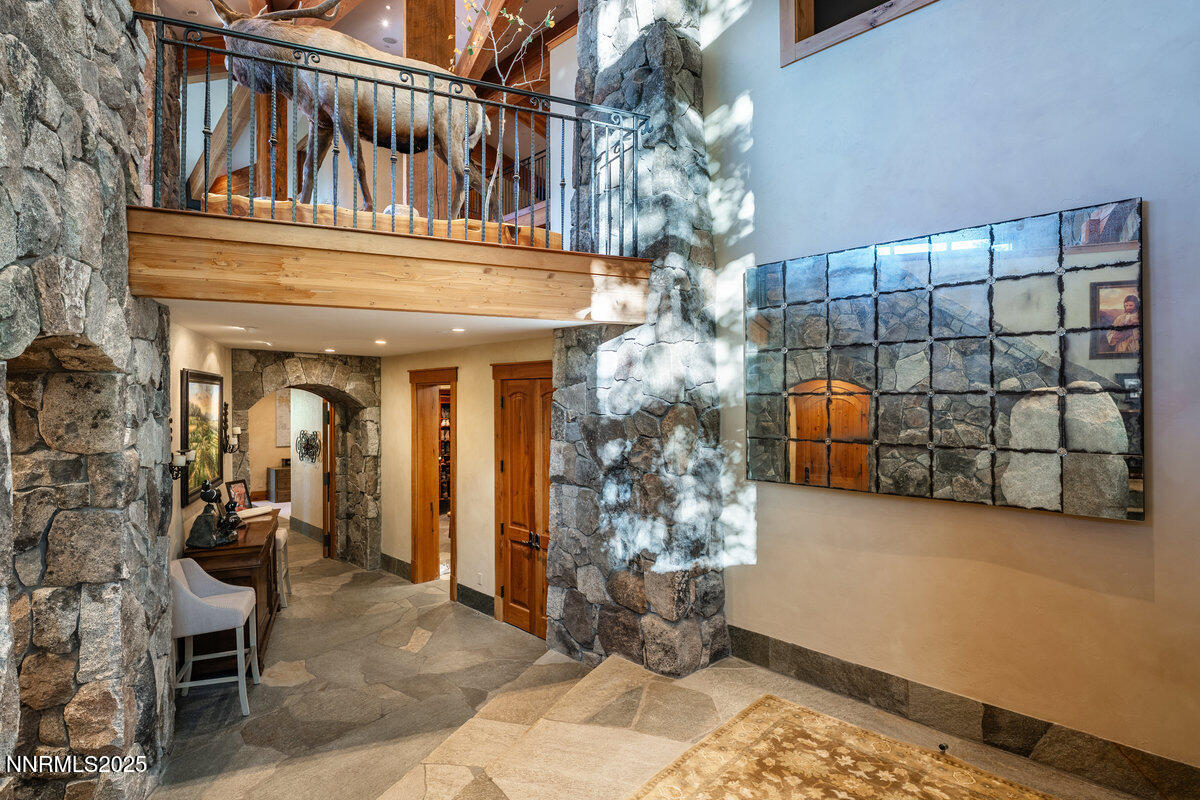 951 Divot Court Property Photo 10