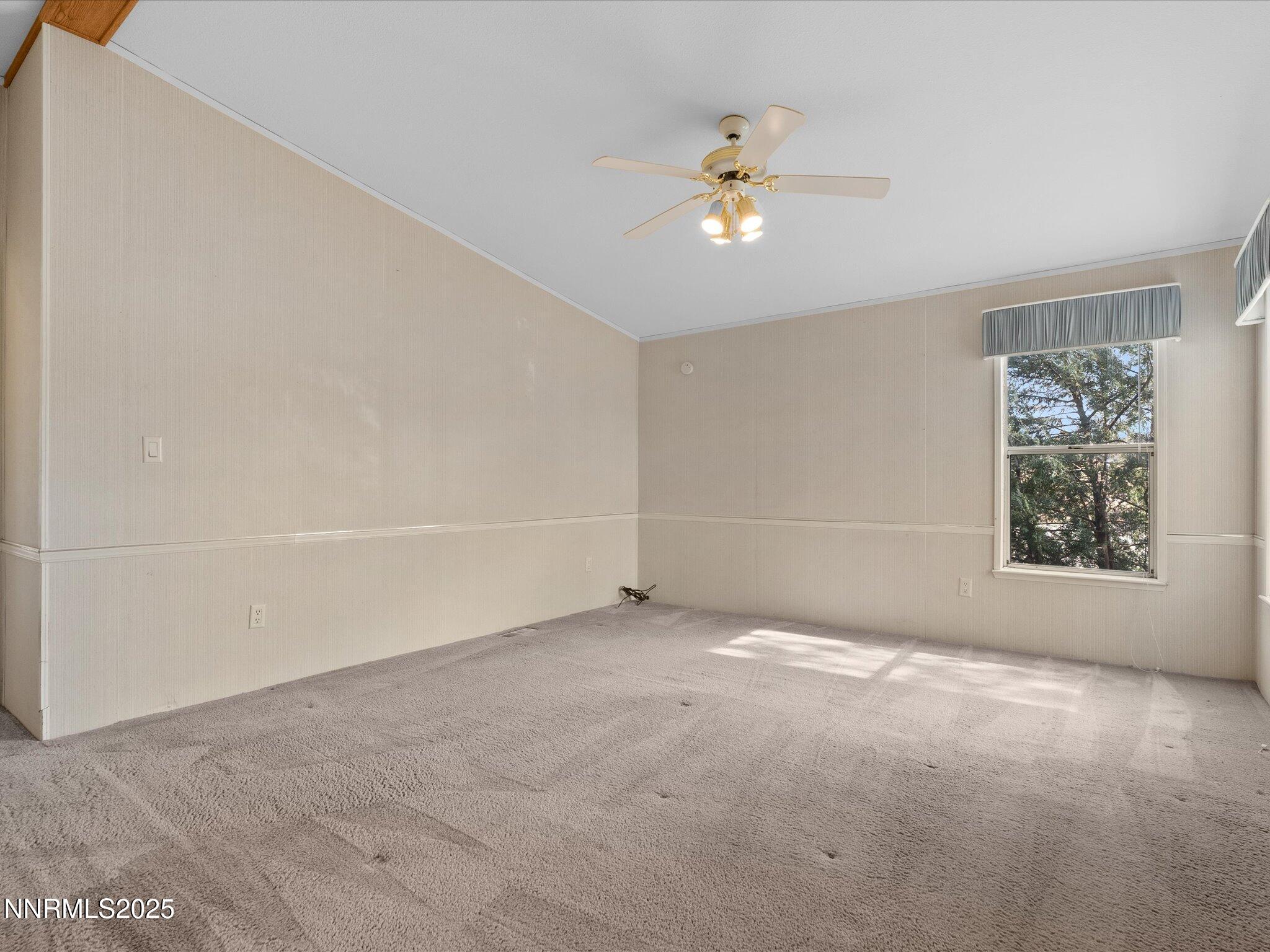 77 Mountain Lane Property Photo 14