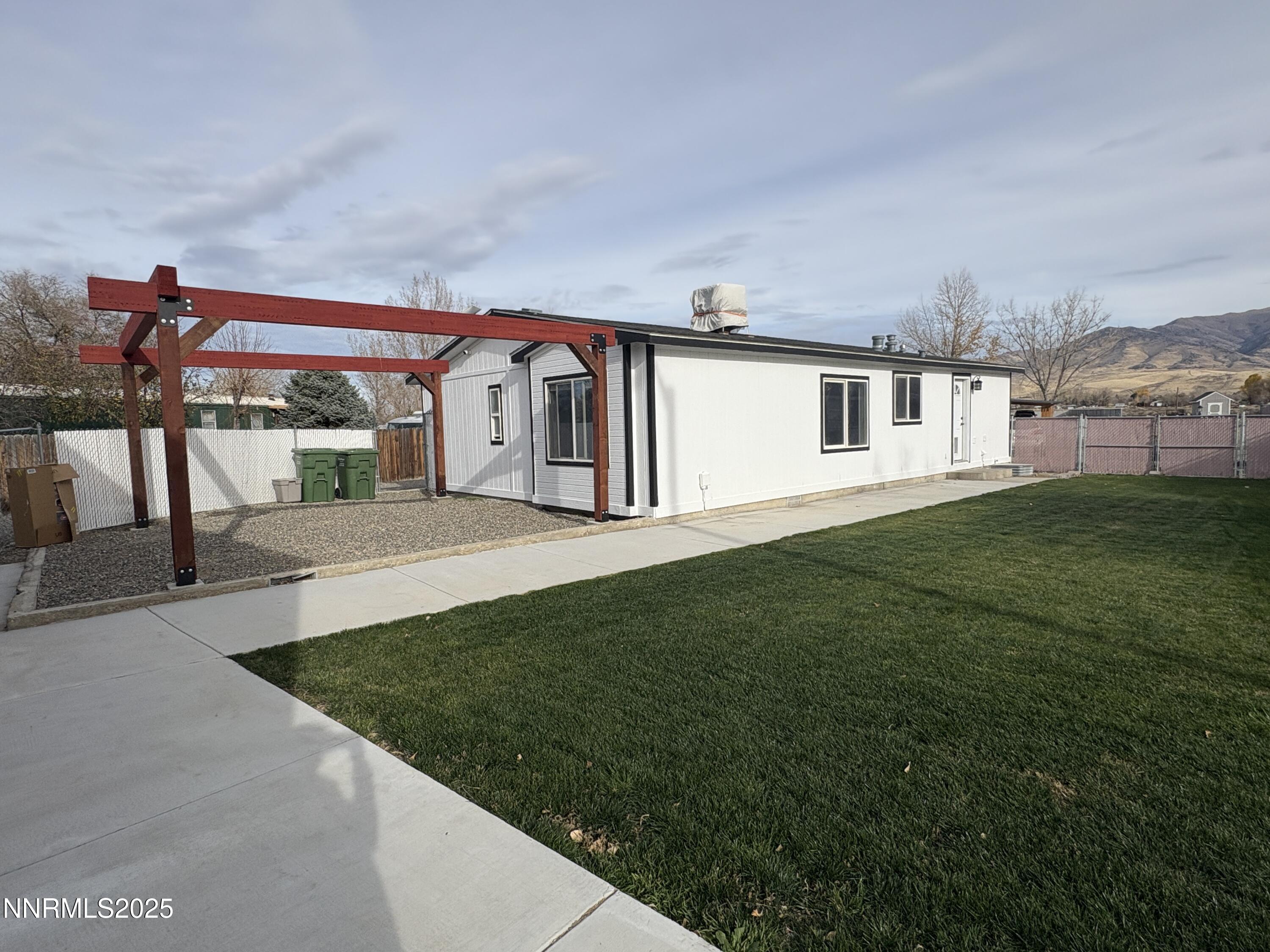 4260 Bonanza Circle Property Photo 3