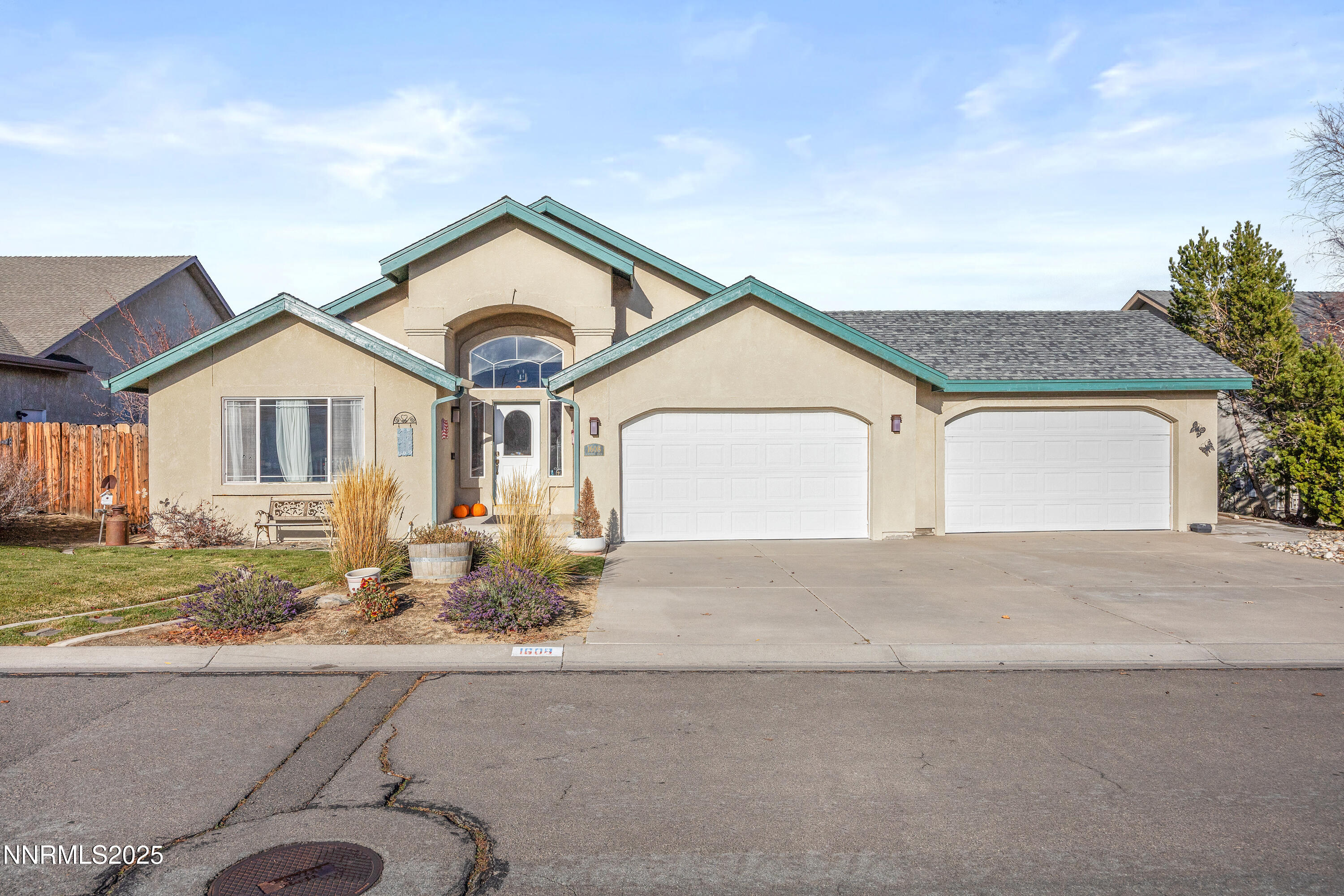 1608 Evergreen Drive Property Photo 1