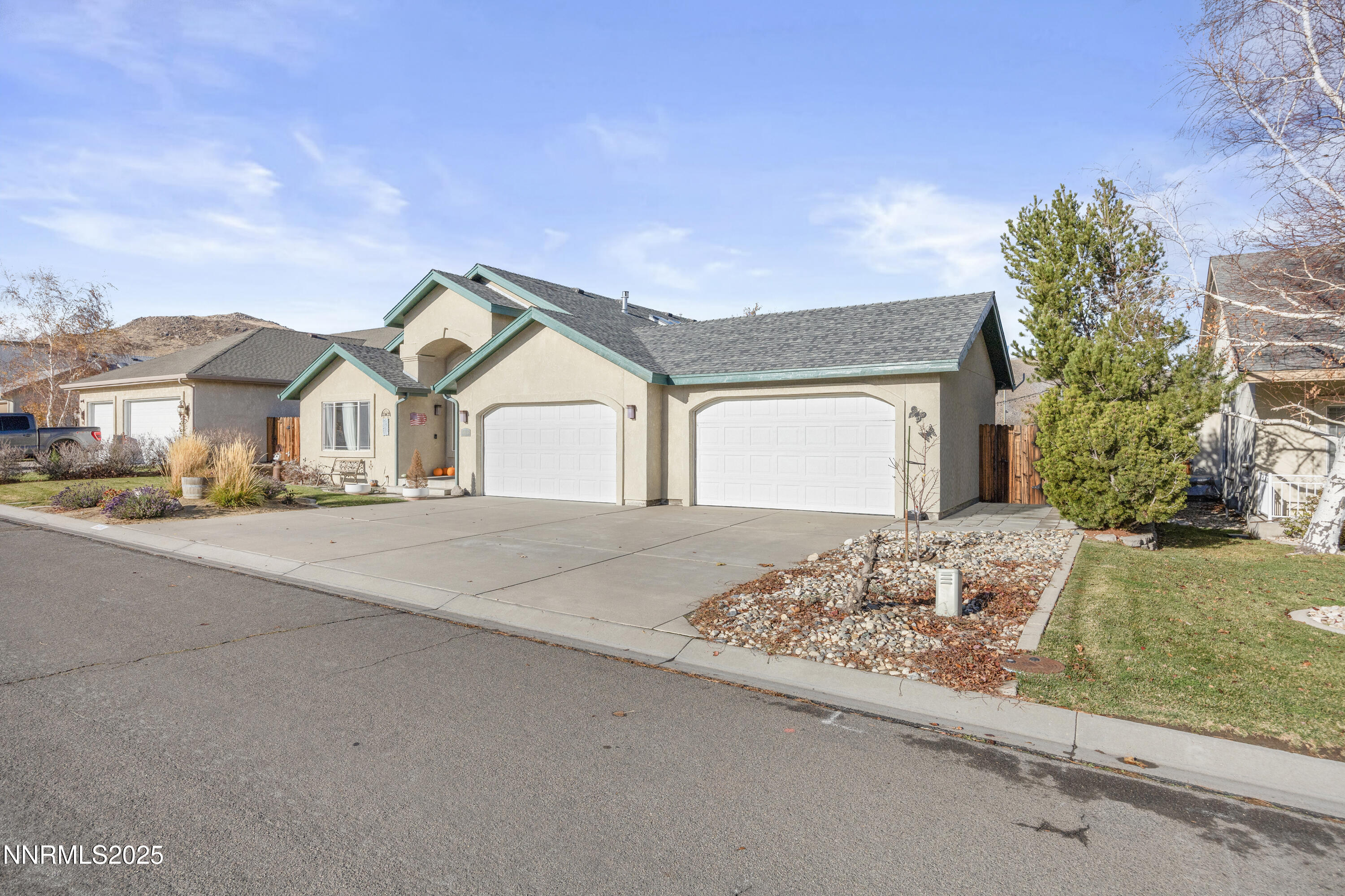 1608 Evergreen Drive Property Photo 3