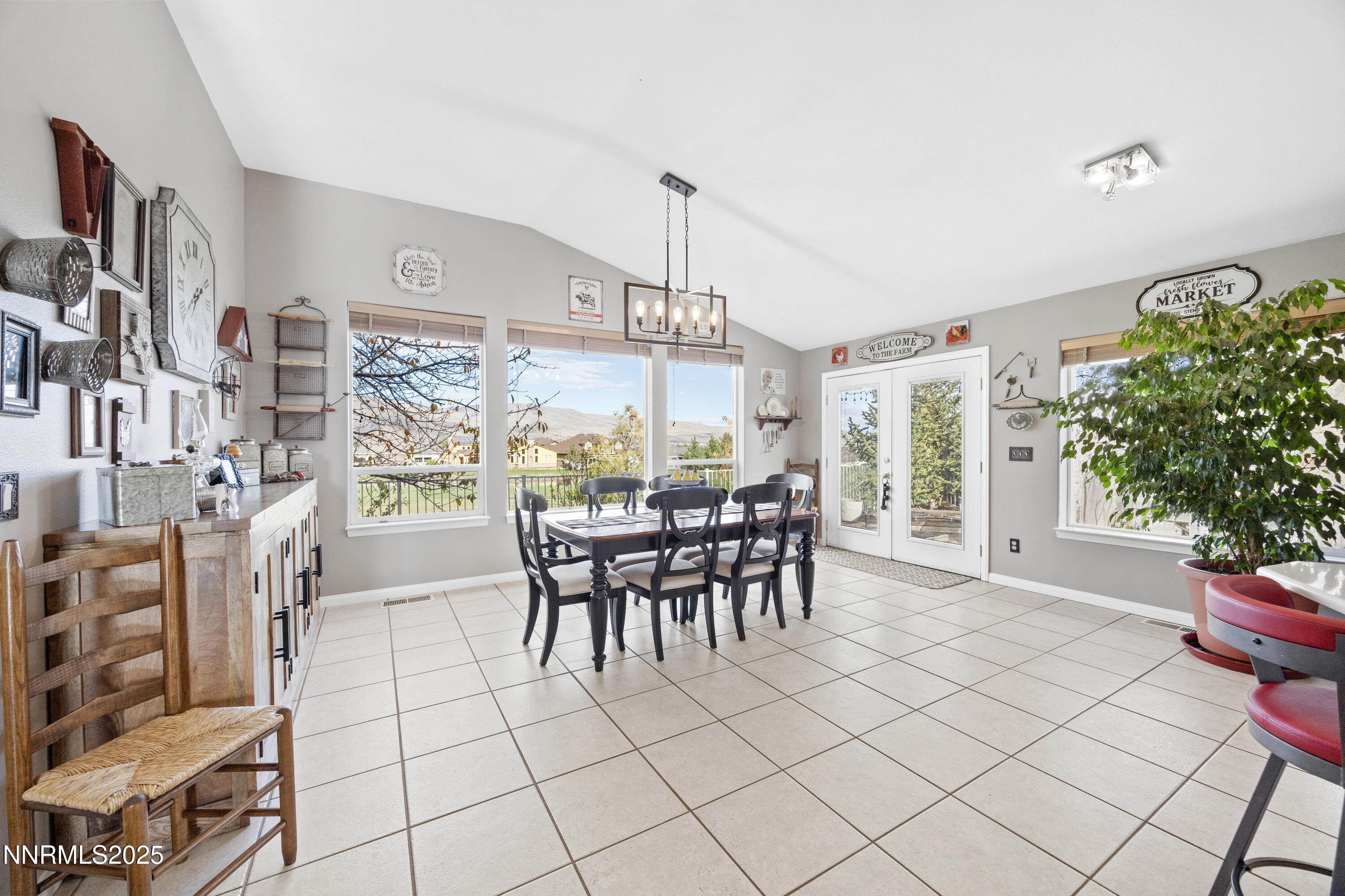 1608 Evergreen Drive Property Photo 13