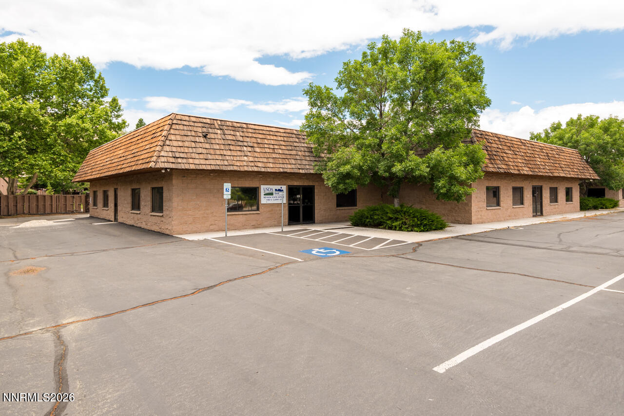 1340 S Curry Street Property Photo 6