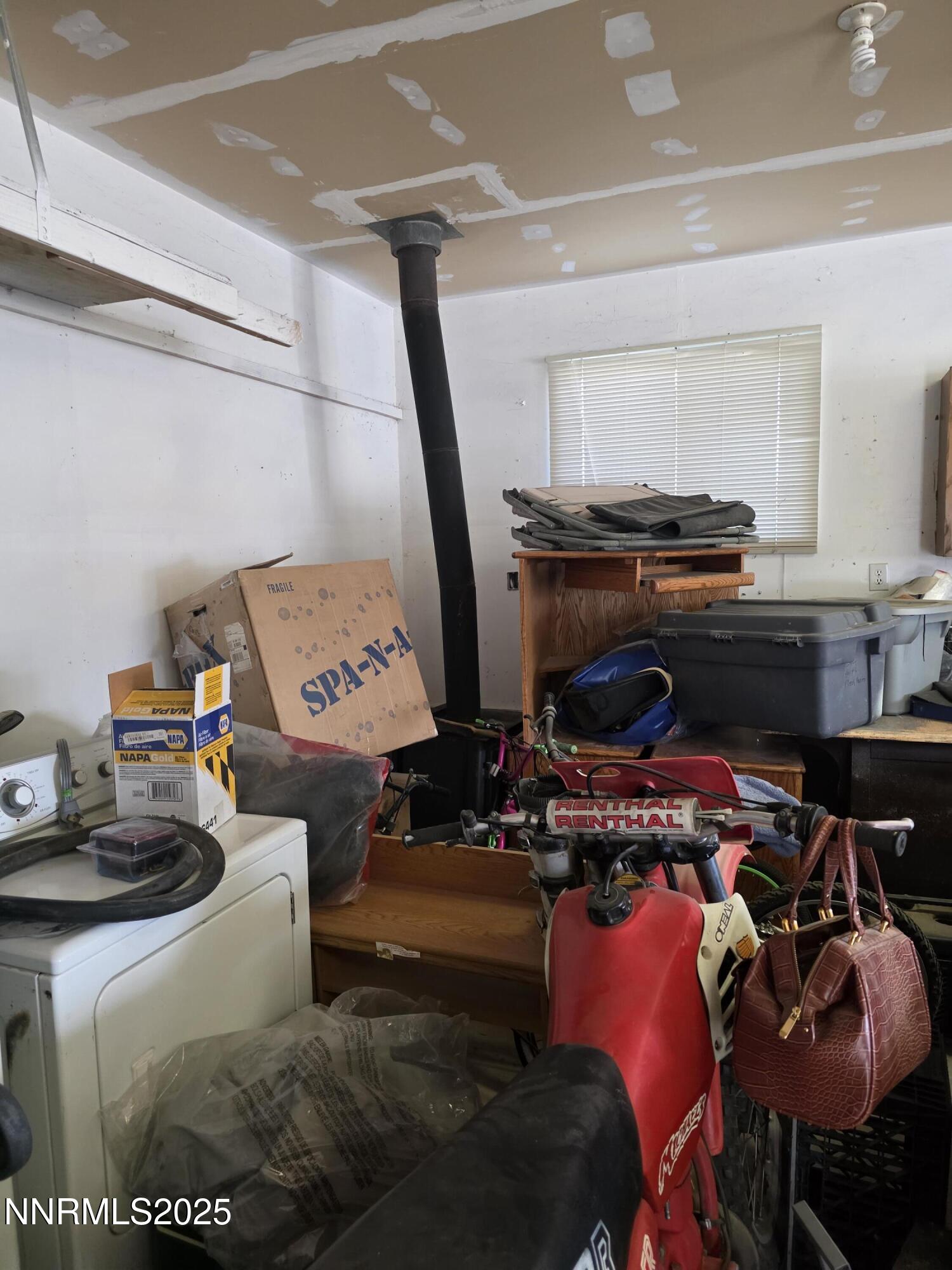 215 Cedar Street Property Photo 7