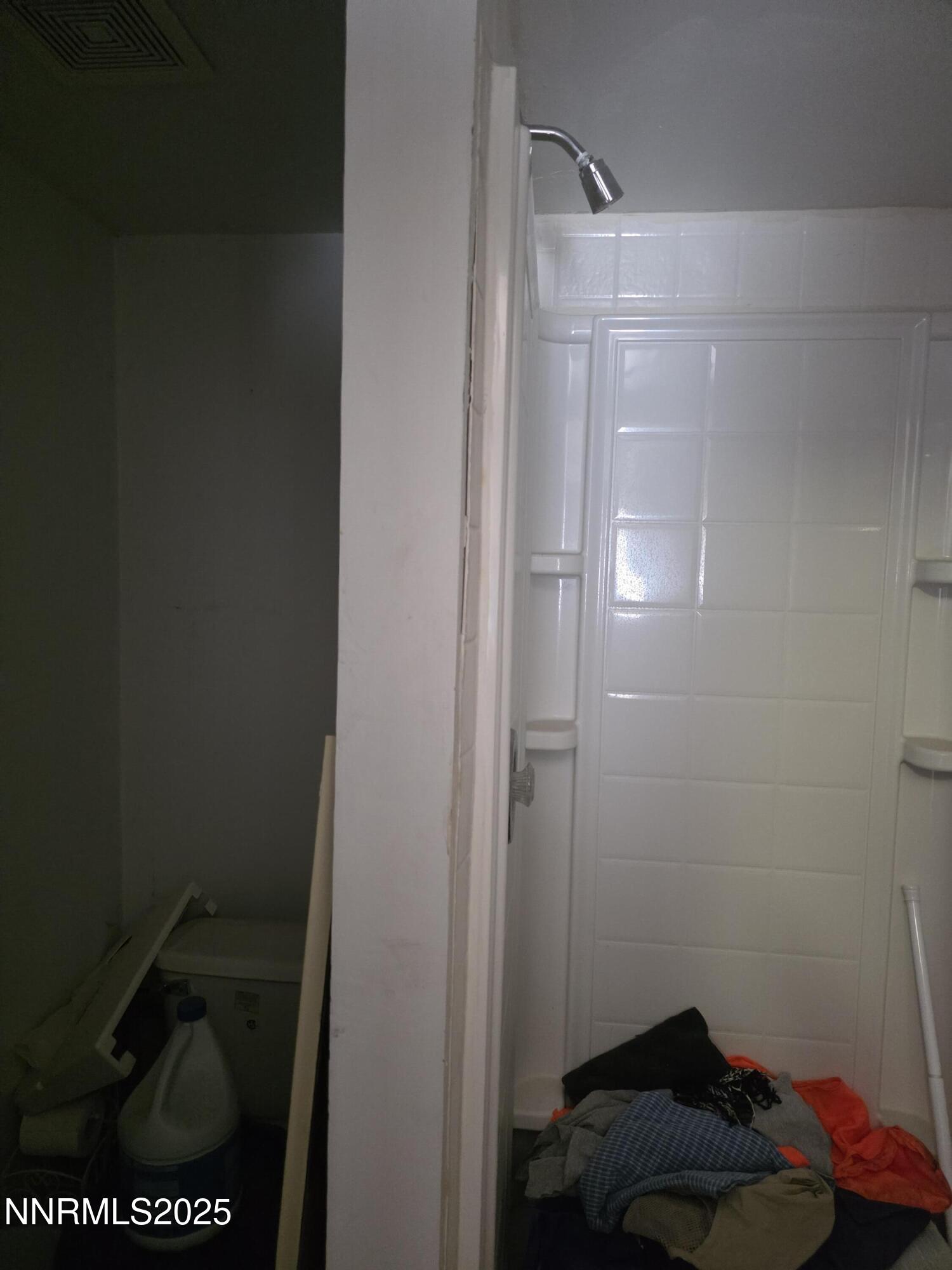 215 Cedar Street Property Photo 18