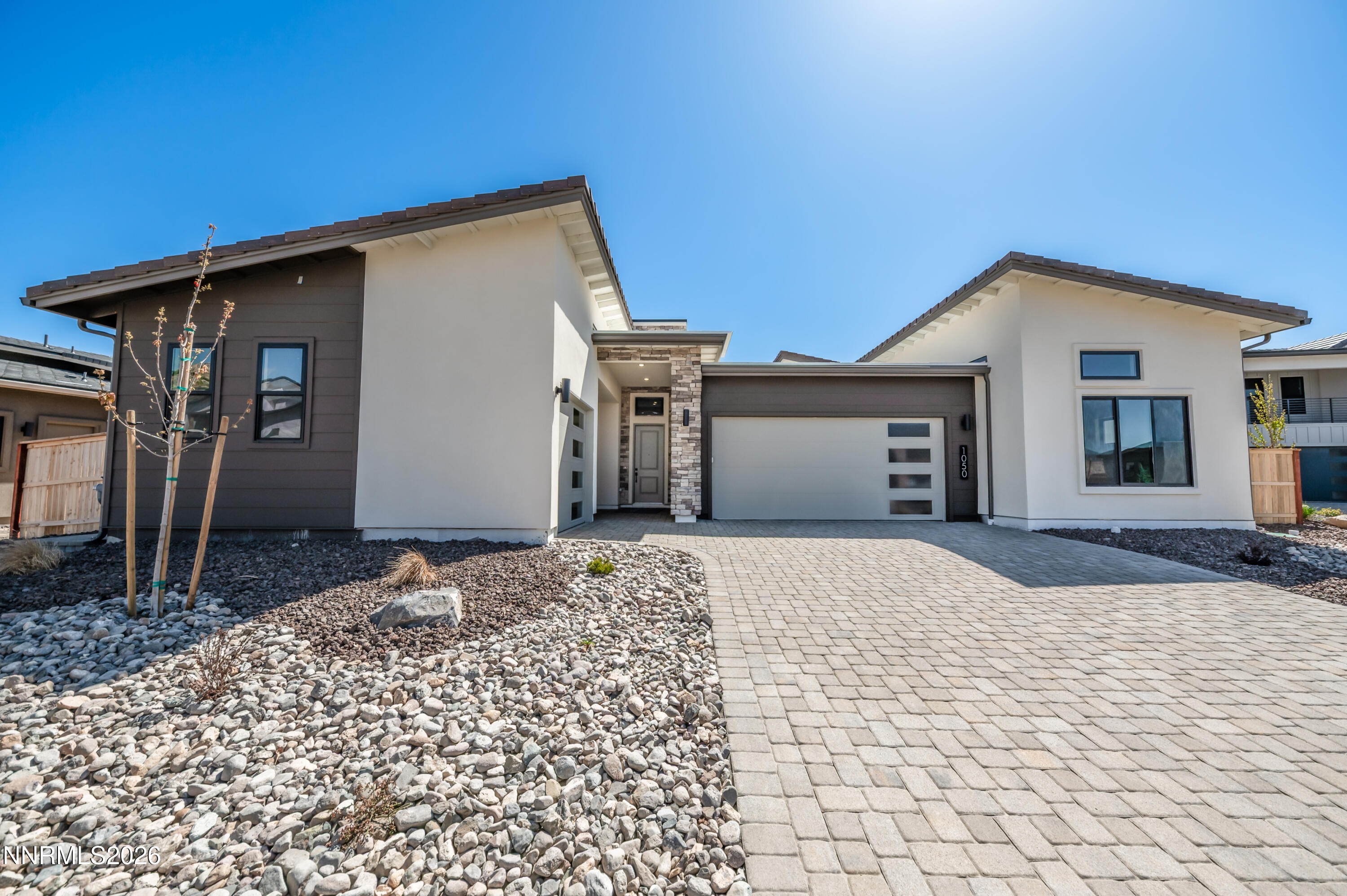1050 Udowski Court Property Photo 6
