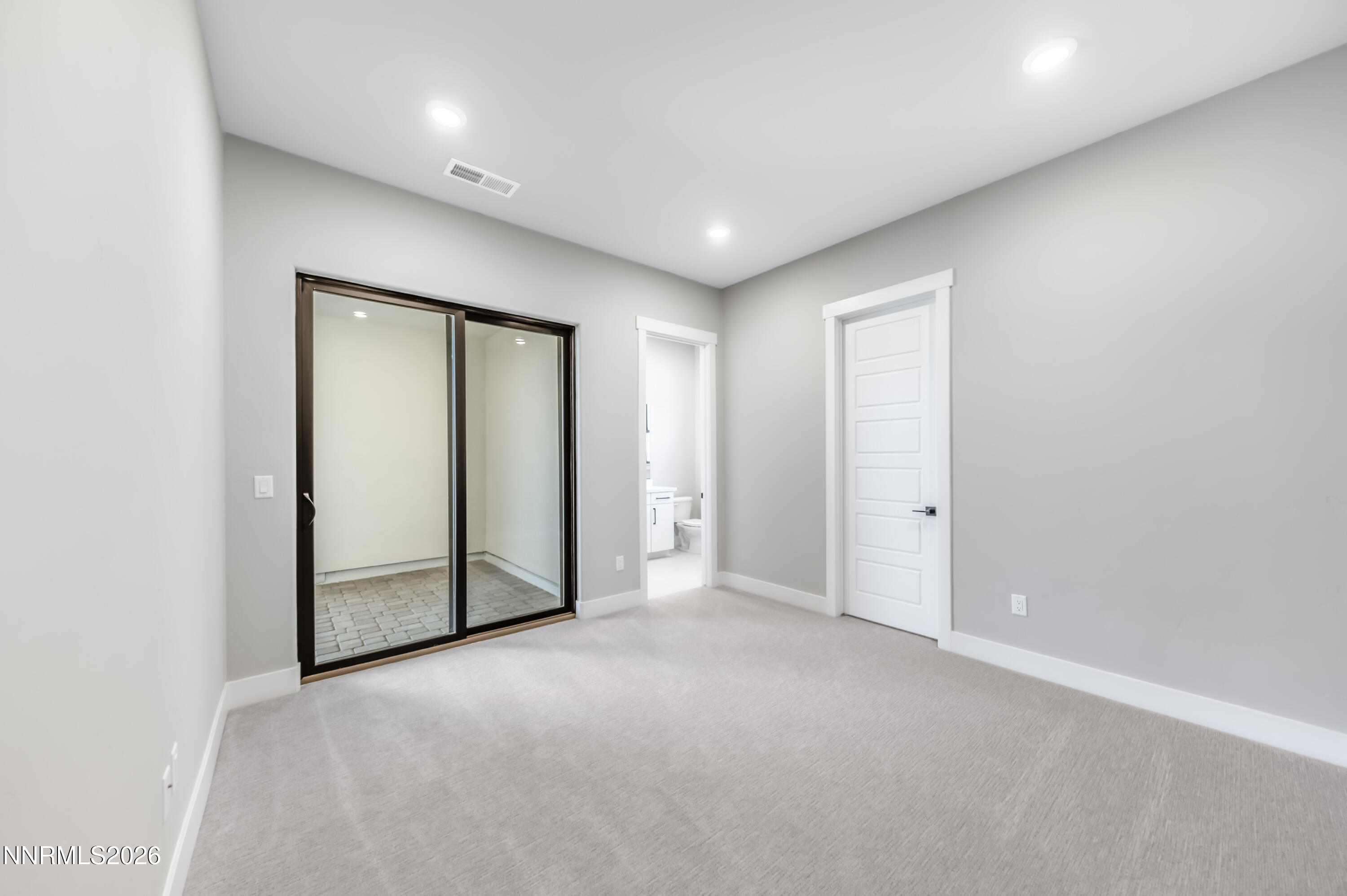 1050 Udowski Court Property Photo 31