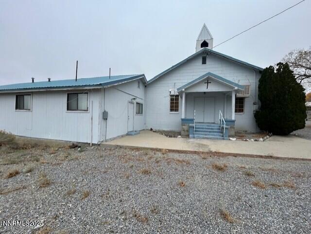 525 E Avenue Property Photo 3