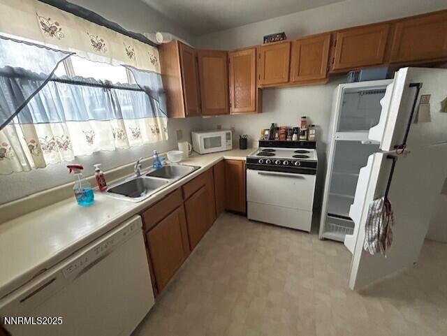 525 E Avenue Property Photo 9