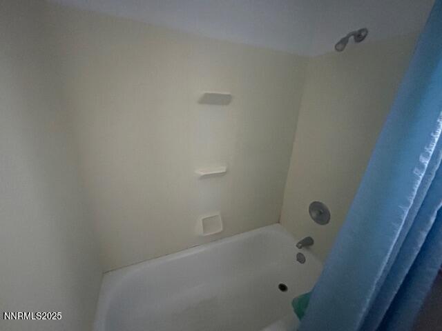 525 E Avenue Property Photo 13