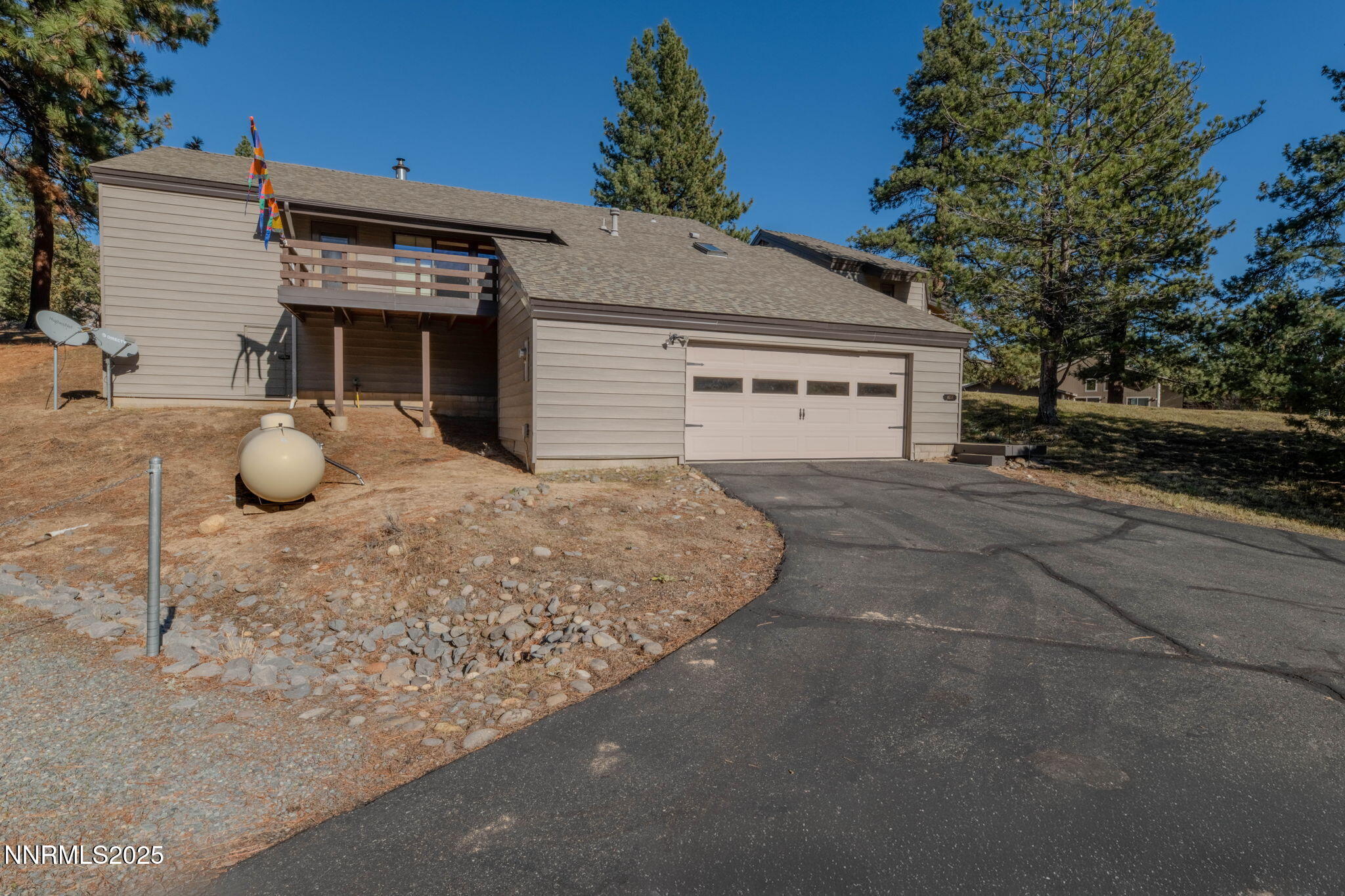 4650 Old Clear Creek Road Property Photo 10