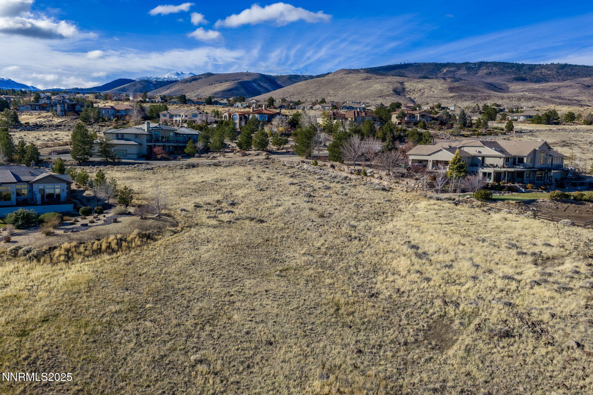 390 Questa Court Property Photo 8