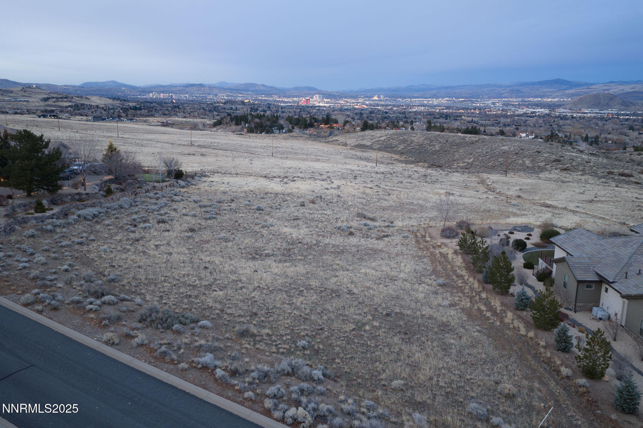 390 Questa Court Property Photo 16