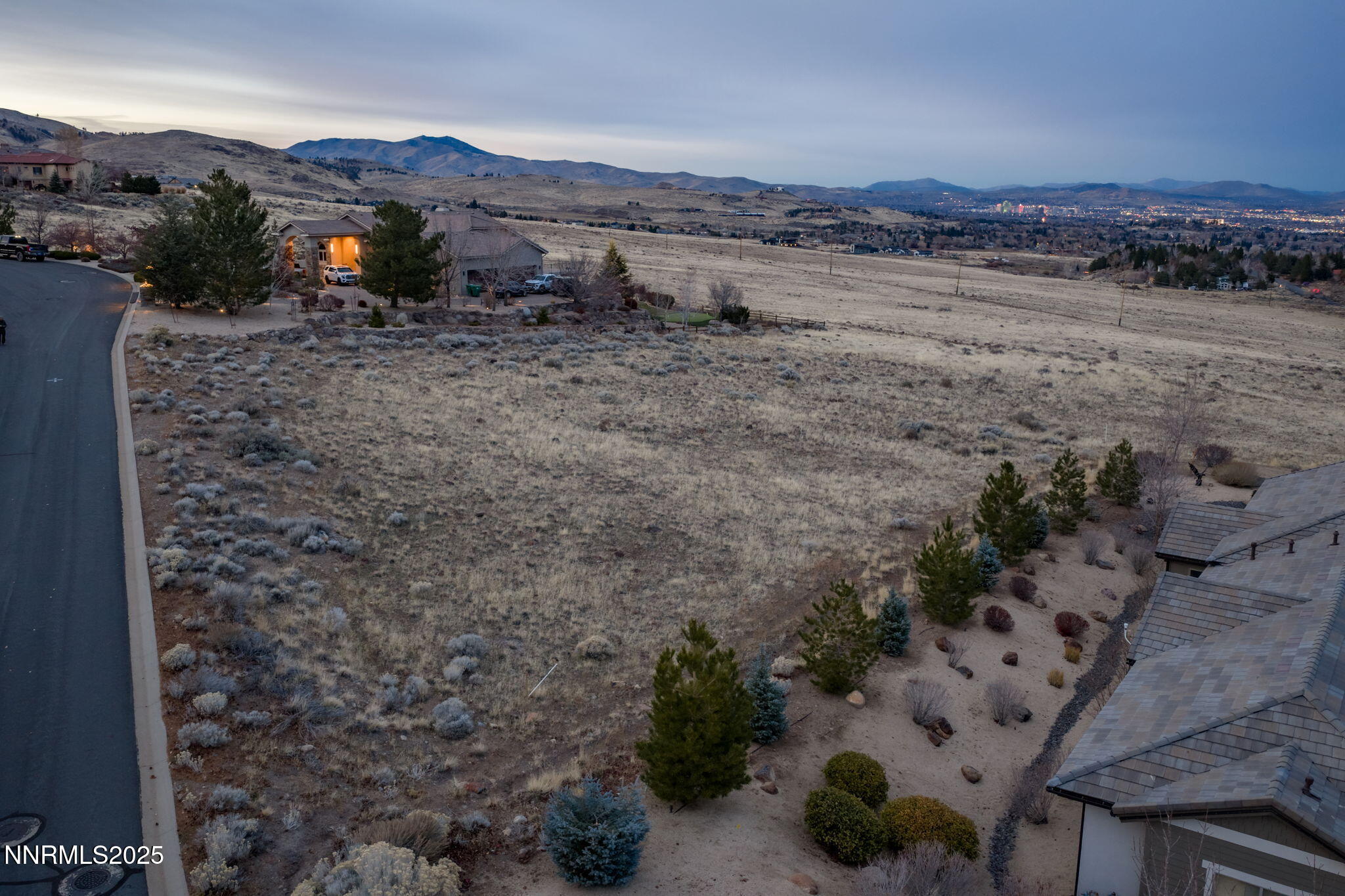 390 Questa Court Property Photo 17