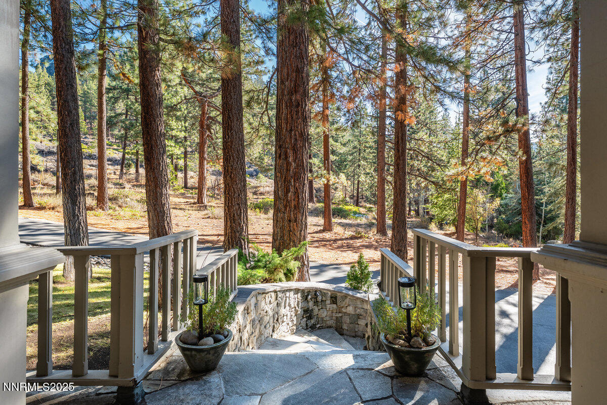 12 Kelly Circle Property Photo 6