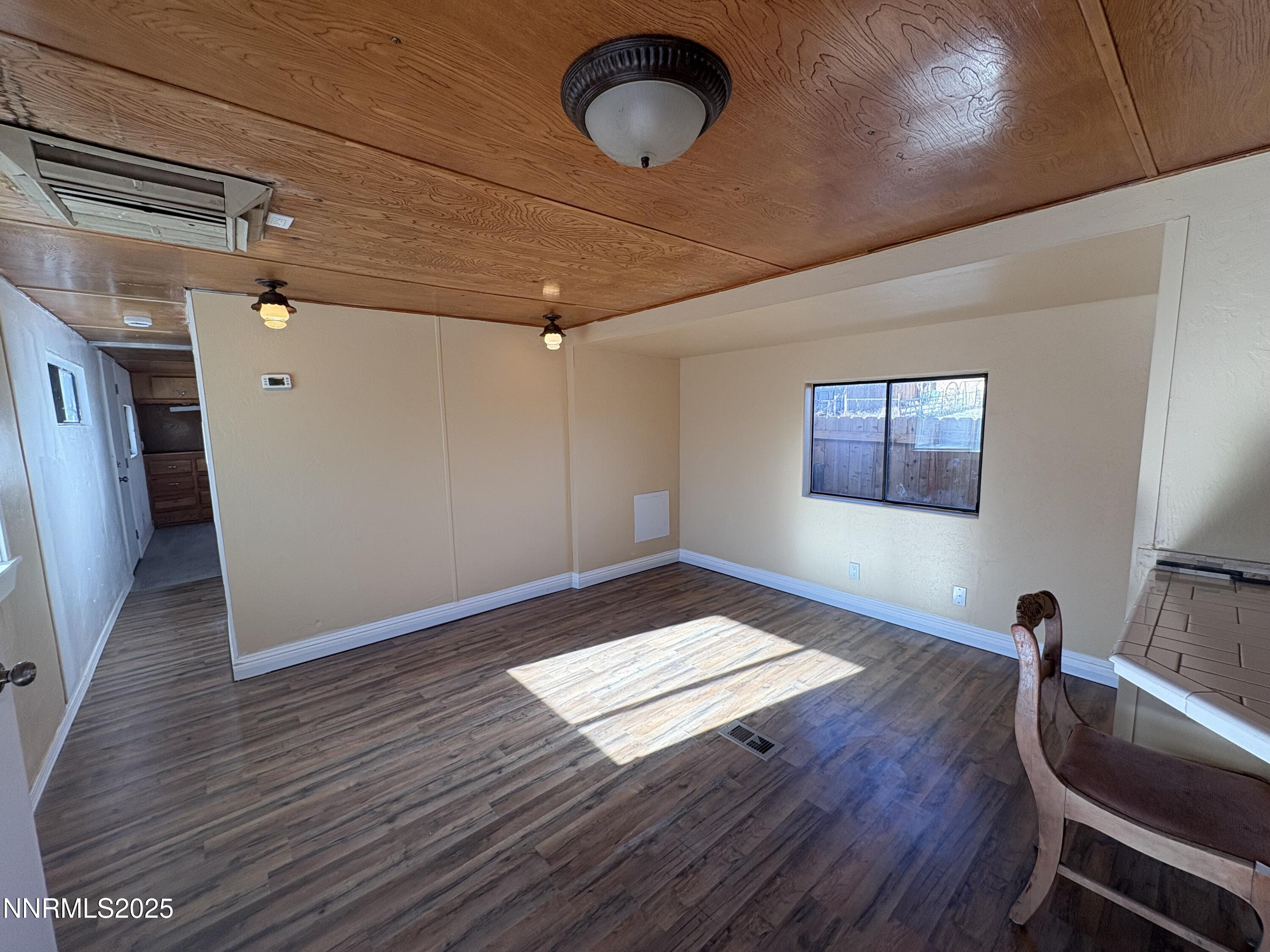 5884 Leon Drive Property Photo 5