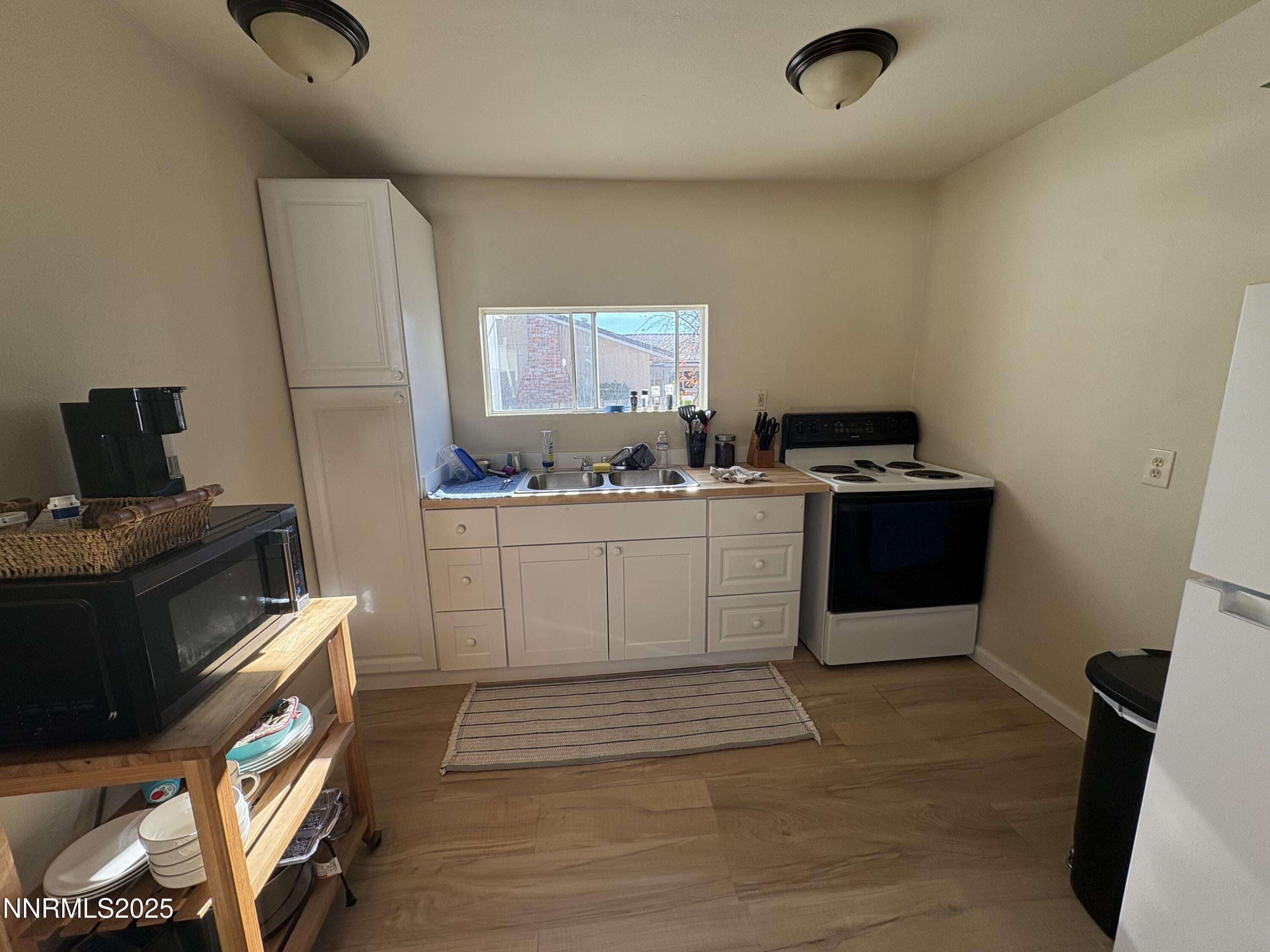 5884 Leon Drive Property Photo 28