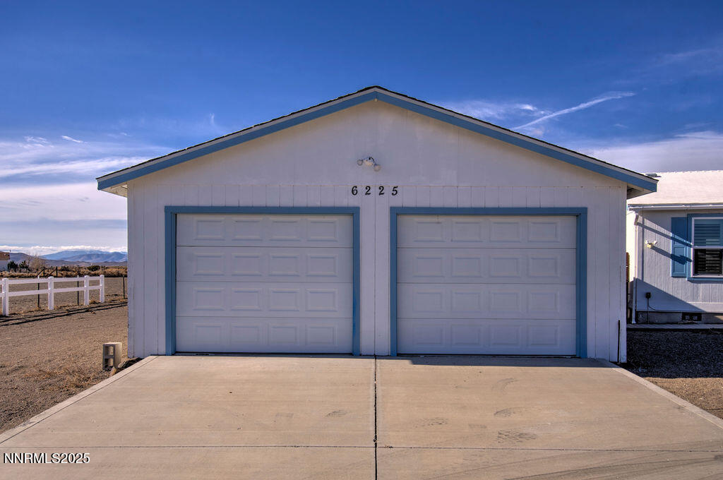 6225 Andersen Lane Property Photo 7