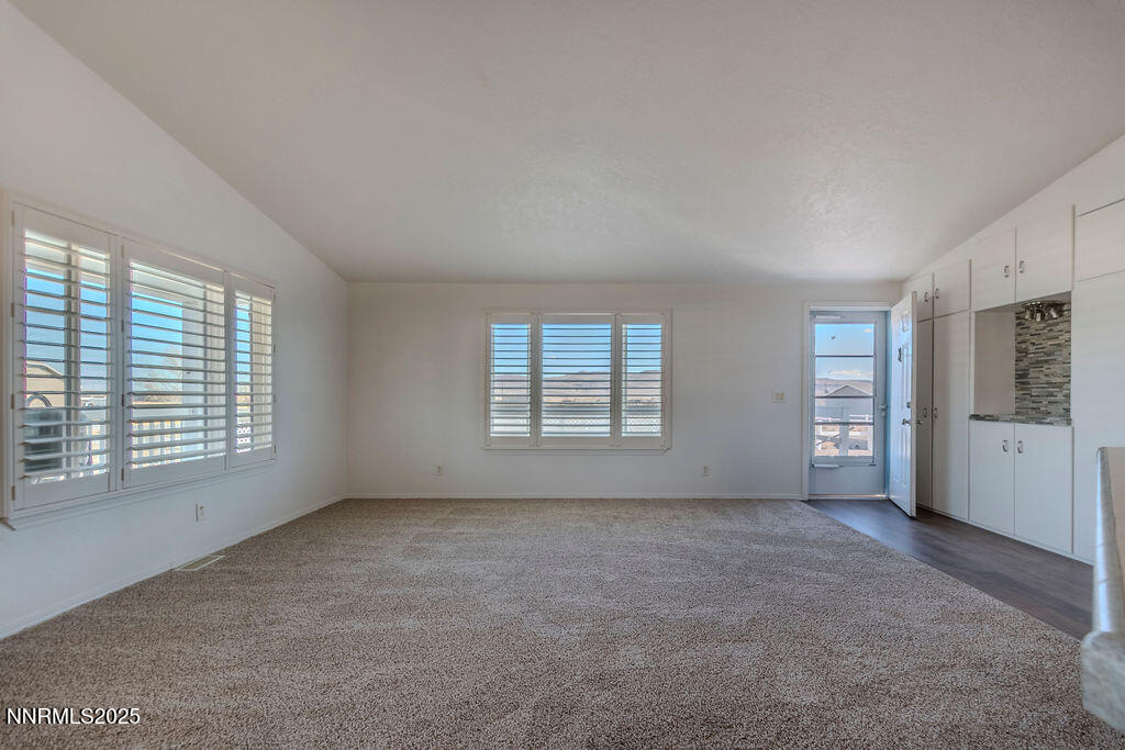 6225 Andersen Lane Property Photo 10