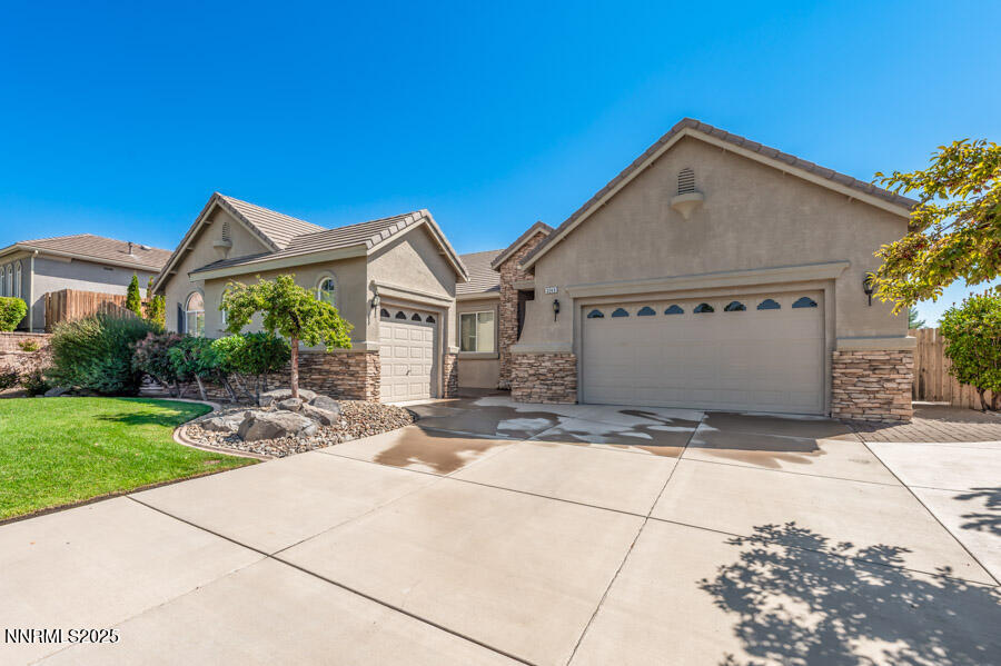 3240 Quartzite Drive Property Photo 1