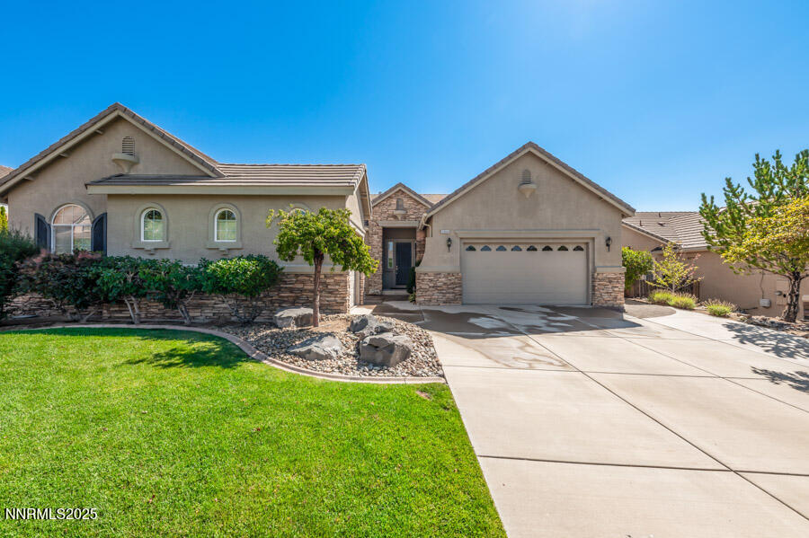3240 Quartzite Drive Property Photo 2