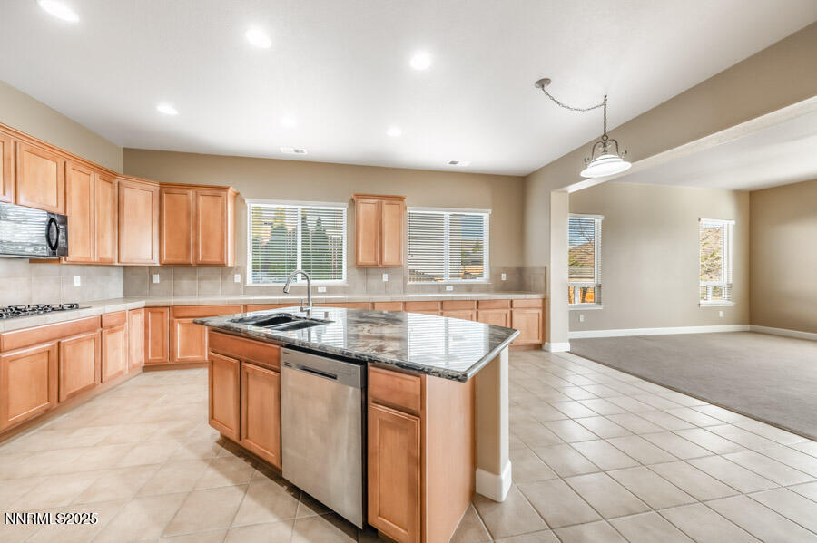 3240 Quartzite Drive Property Photo 9