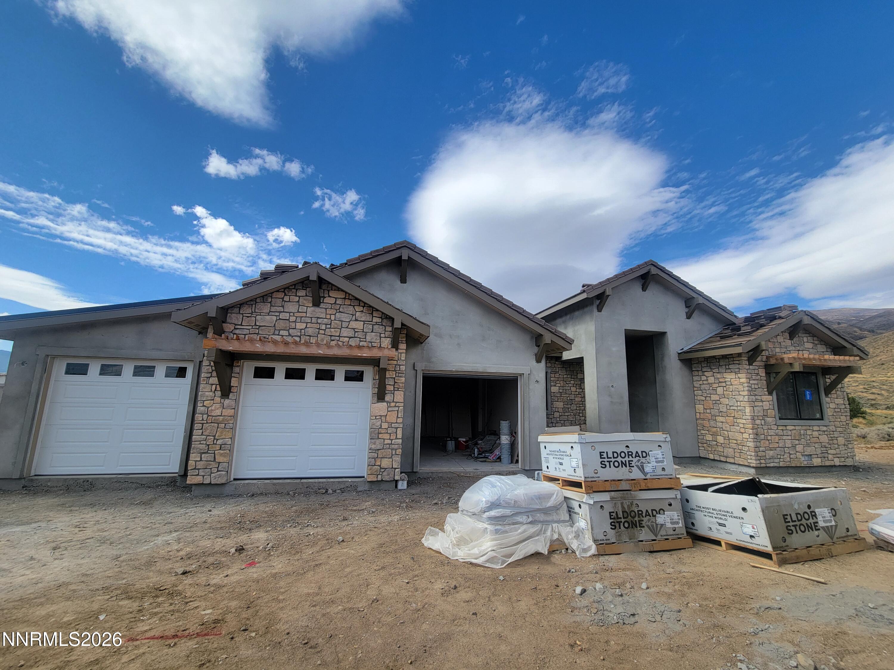2305 Eagle Bend Trail Property Photo 5