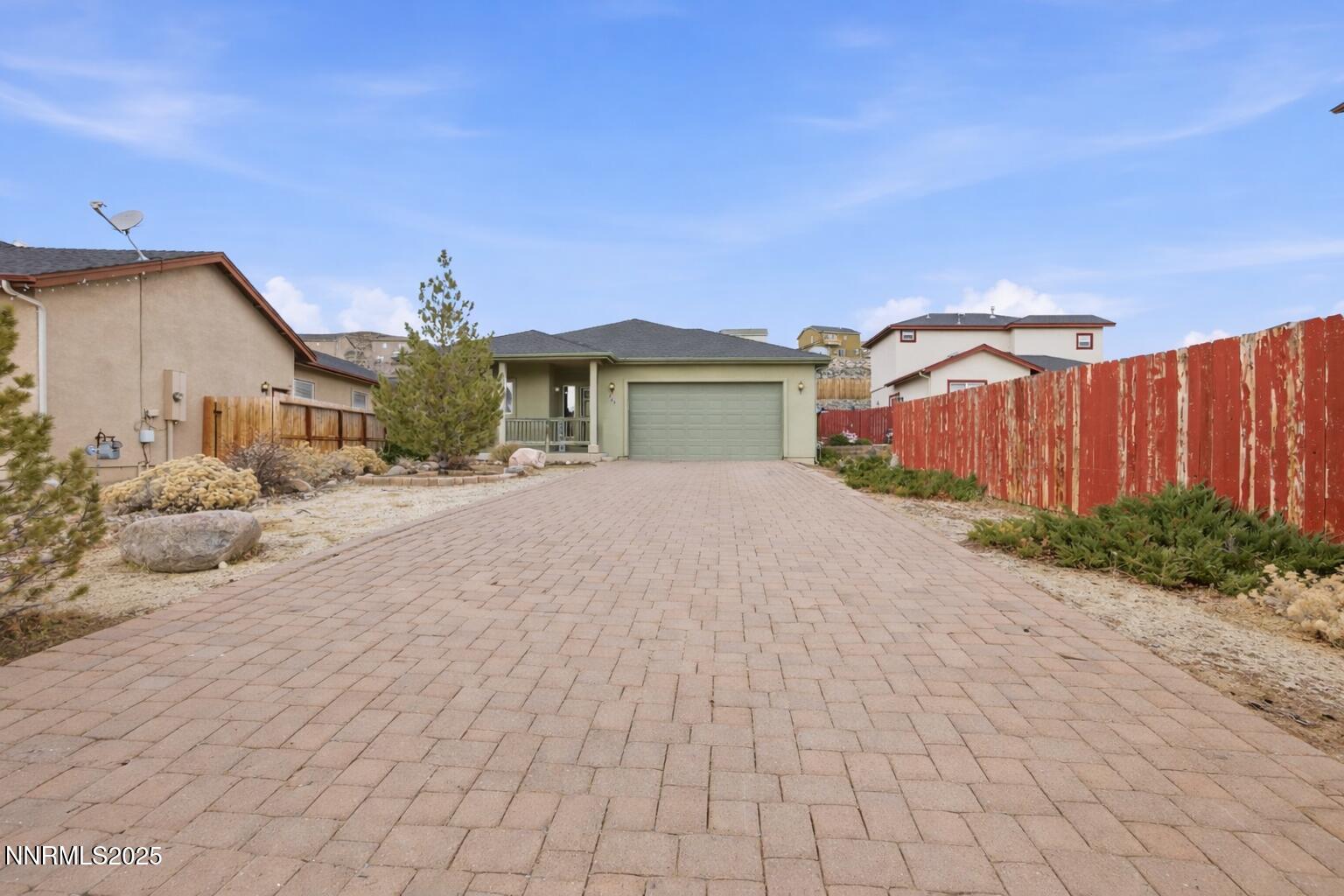 365 Orrcrest Drive Property Photo 2