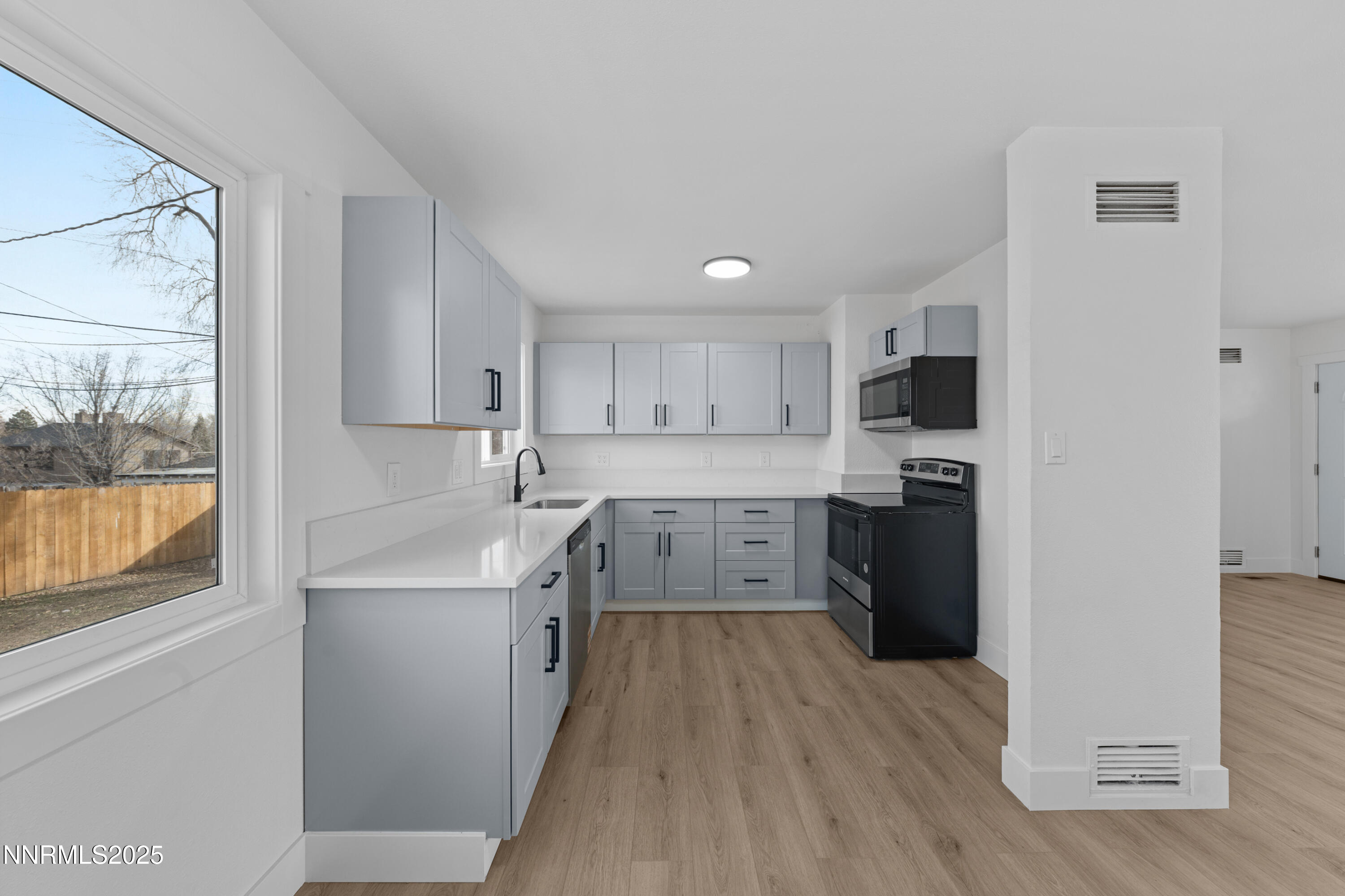 1620 Harold Drive Property Photo 10