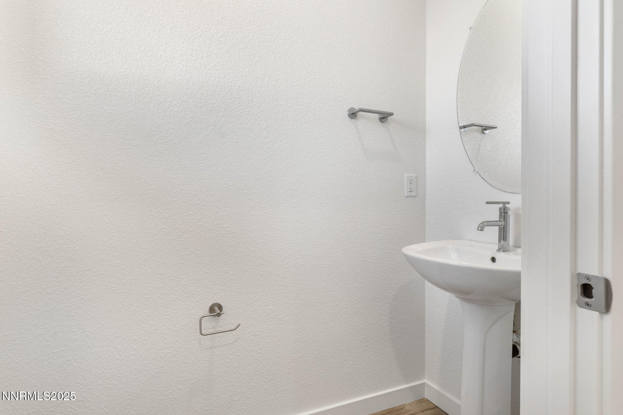 345 Halite Drive Property Photo 8