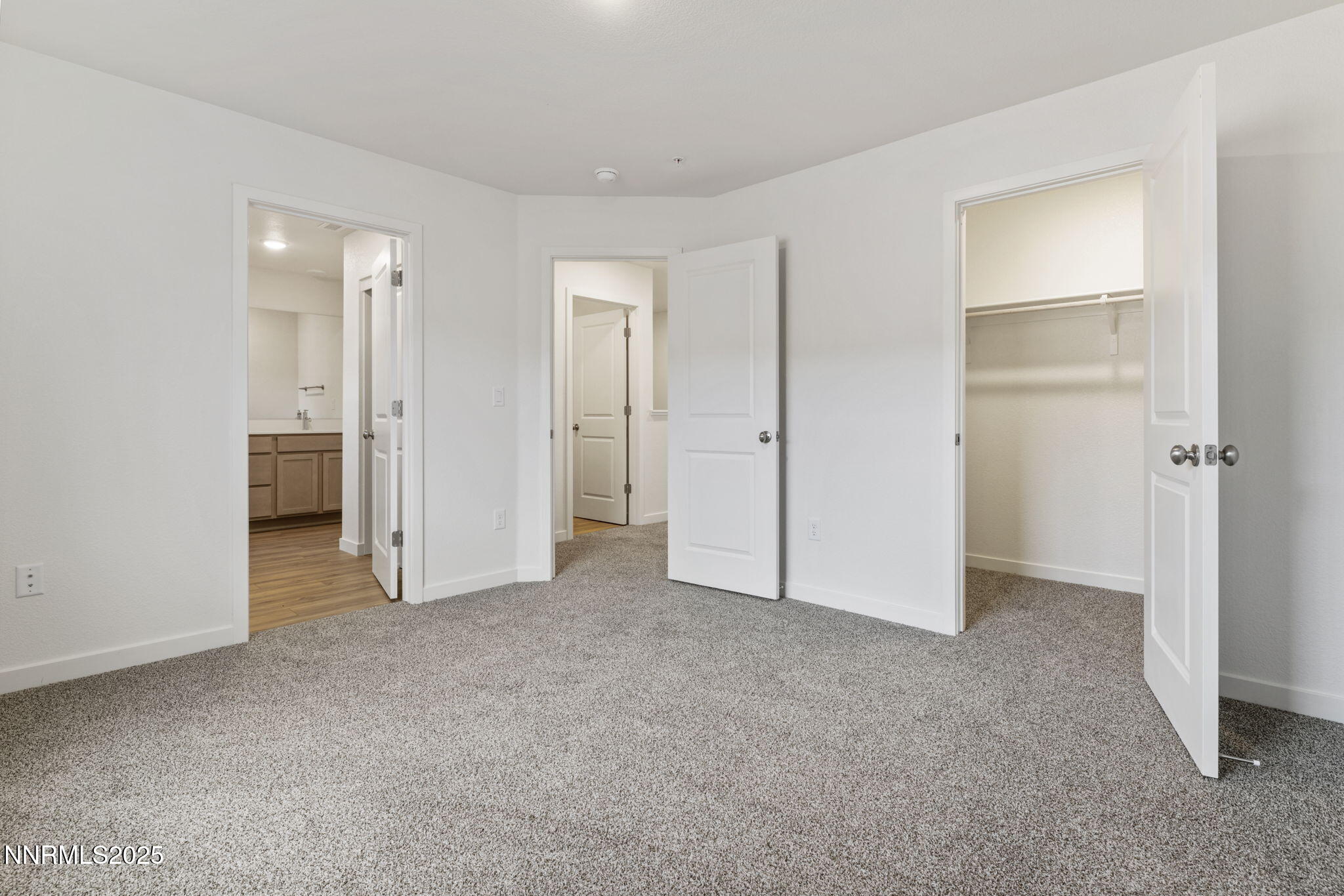 246 Green Lane Property Photo 10