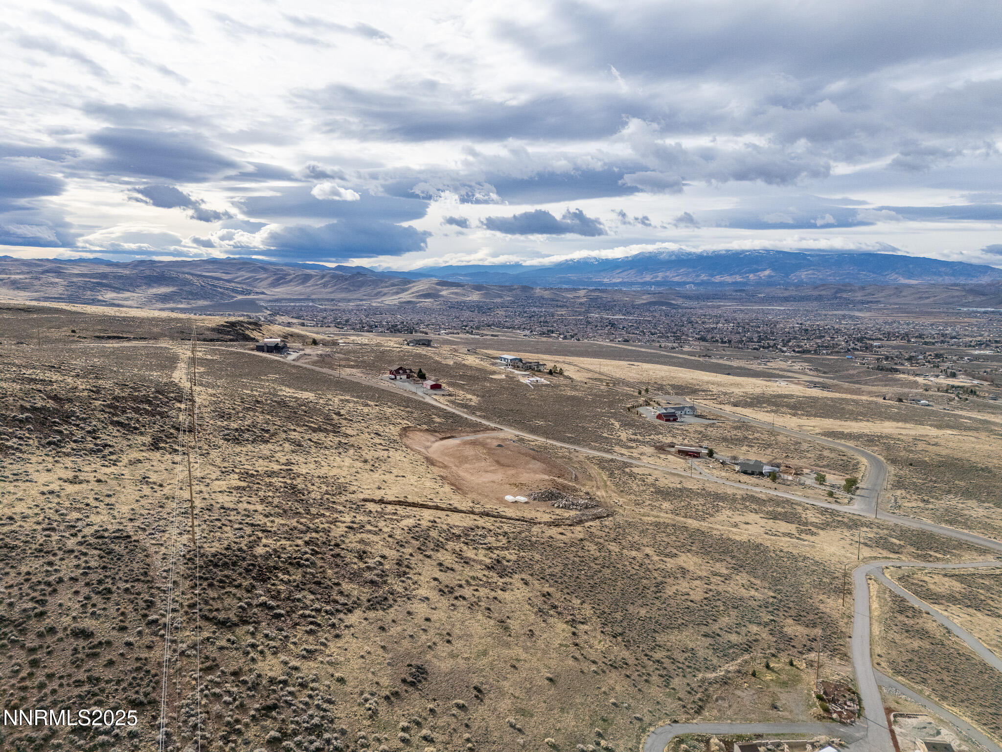 2410 La Mancha Drive Property Photo 13