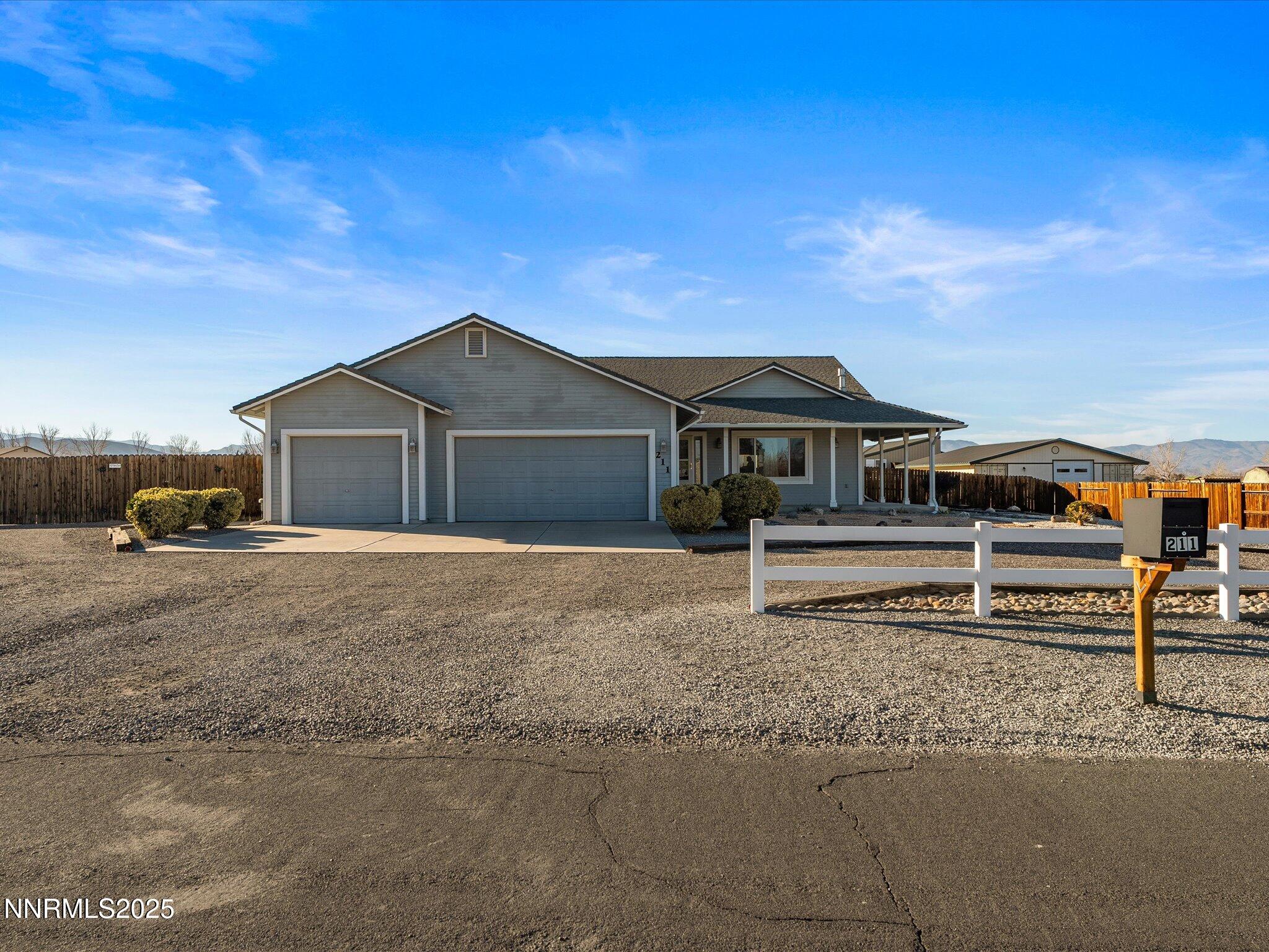 211 Bridlepath Way Property Photo 1