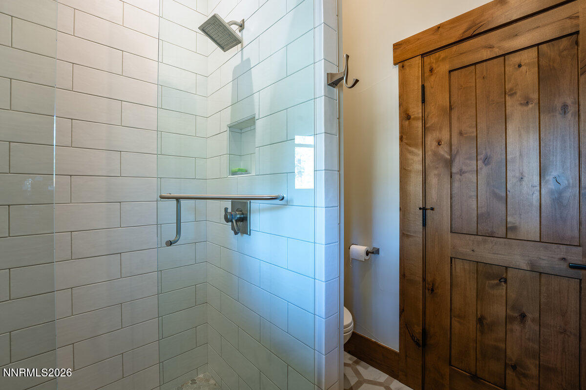 261 Redding Way Property Photo 41