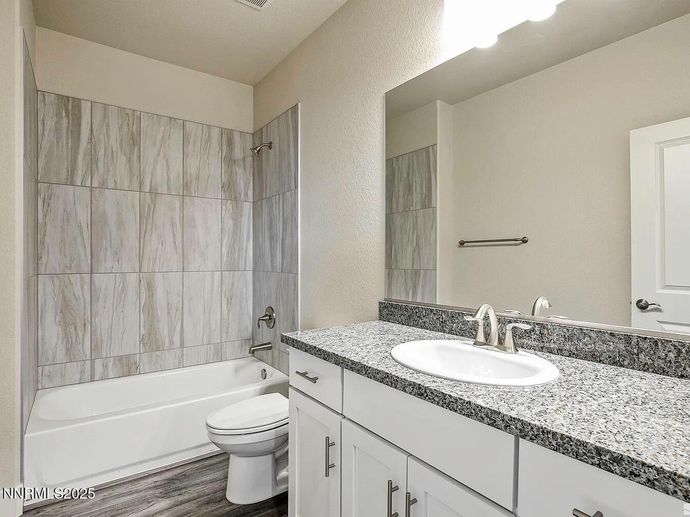 455 Axelson Way Property Photo 24