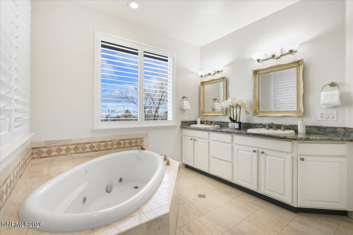10141 Indian Ridge Drive Property Photo 37