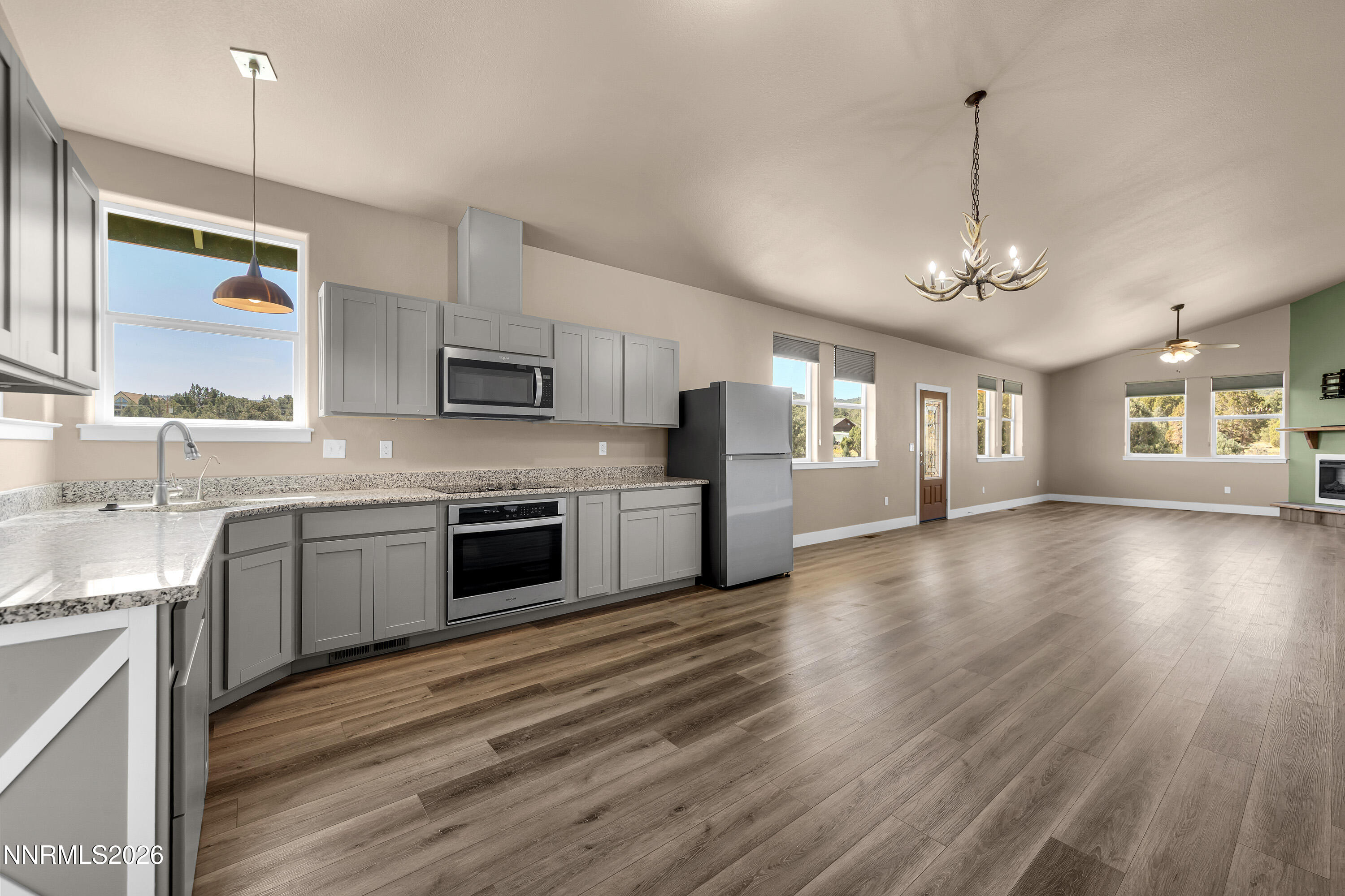 2486 Cartwright Road Property Photo 8