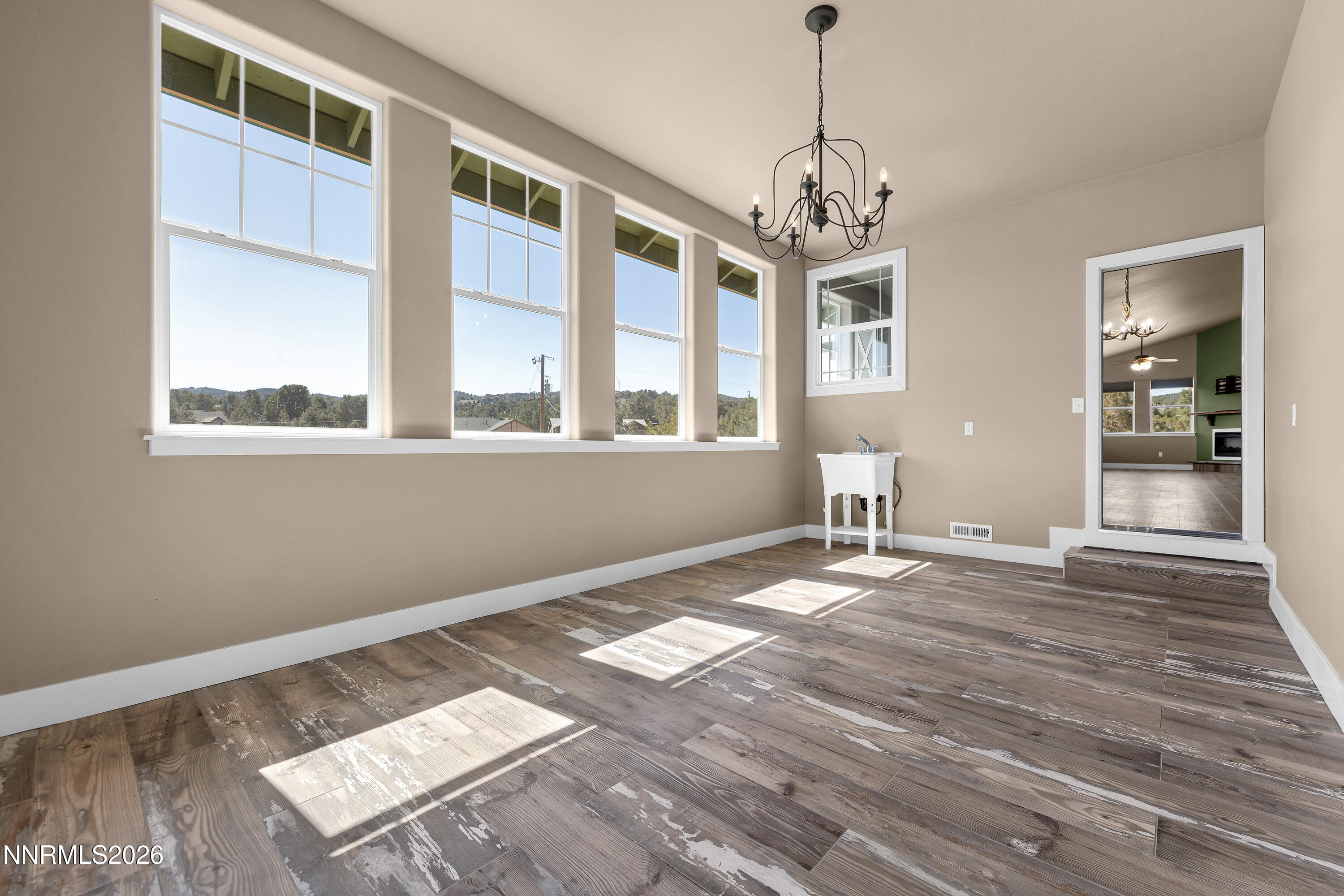 2486 Cartwright Road Property Photo 11