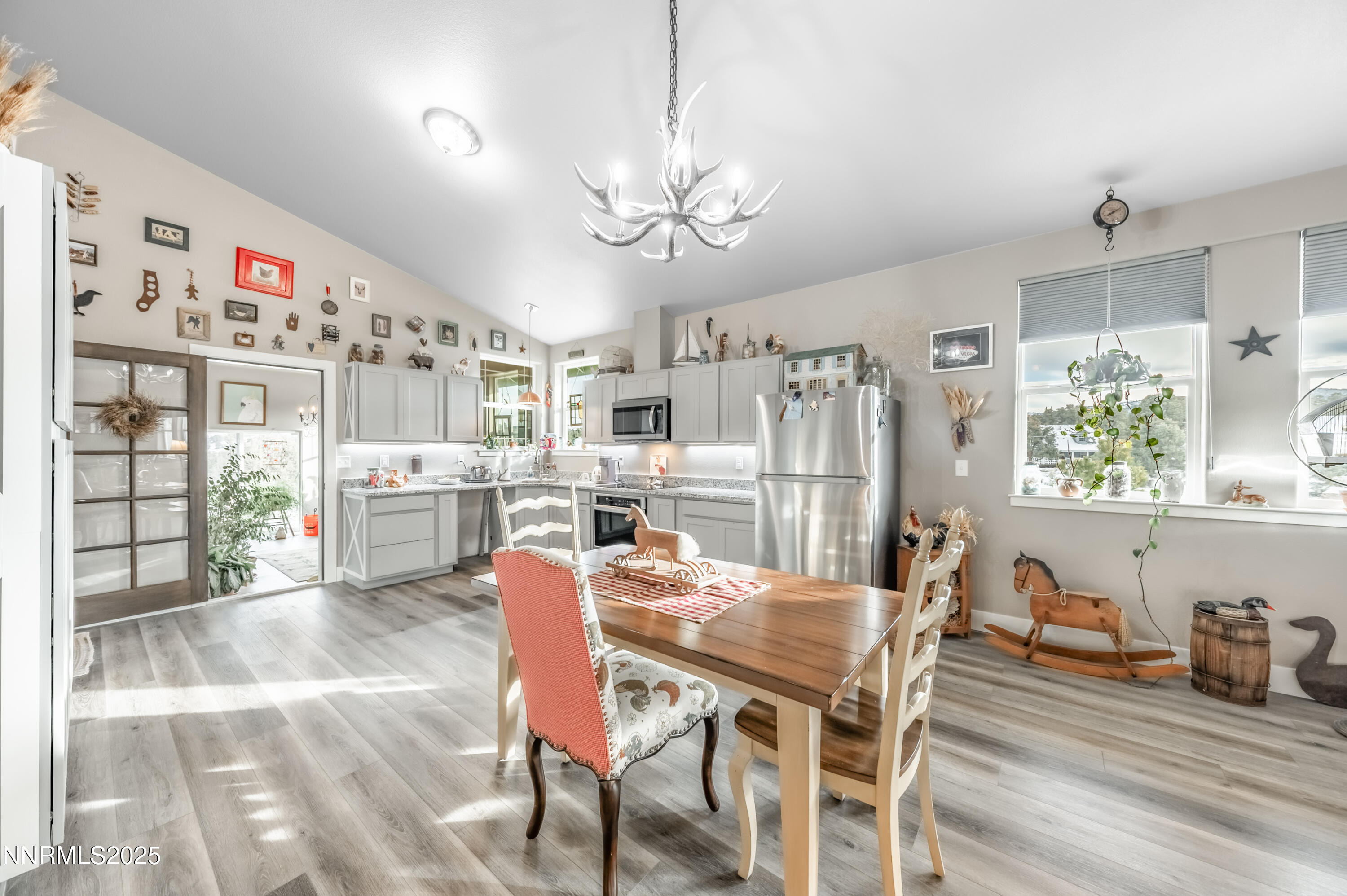 2486 Cartwright Road Property Photo 13