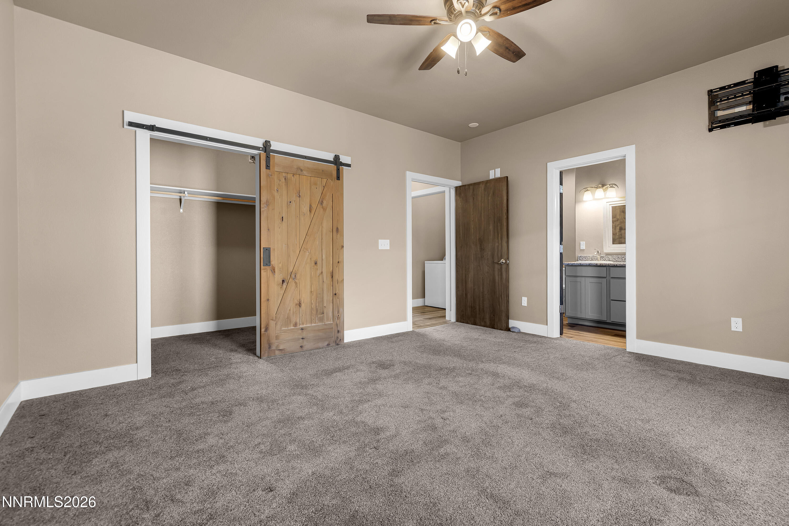 2486 Cartwright Road Property Photo 14