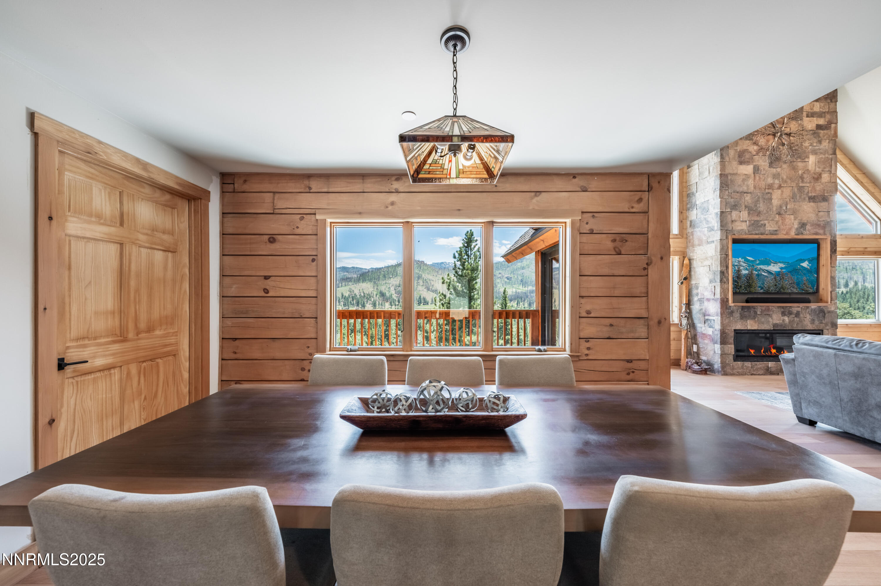 151 Silver Peak Road Property Photo 8
