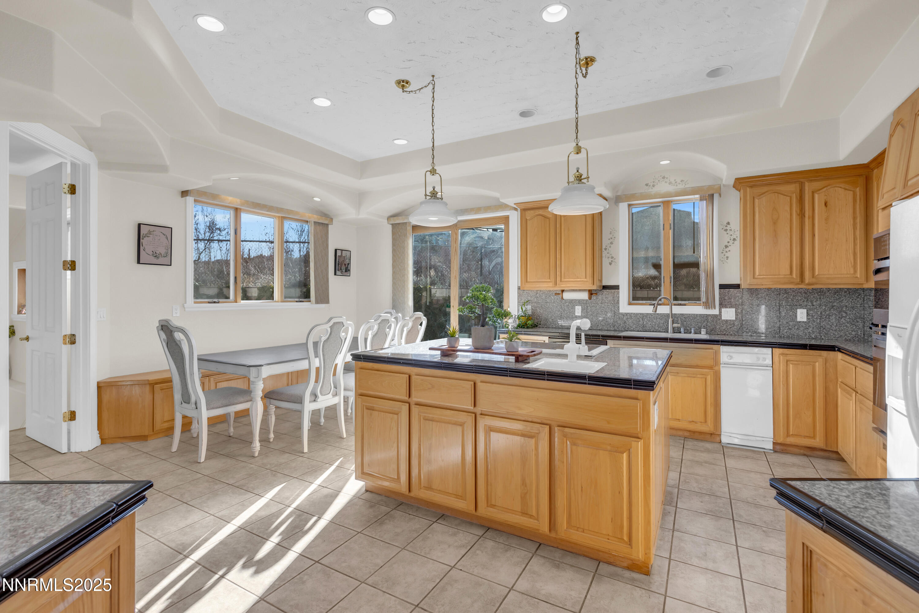 4454 Dant Boulevard Property Photo 14