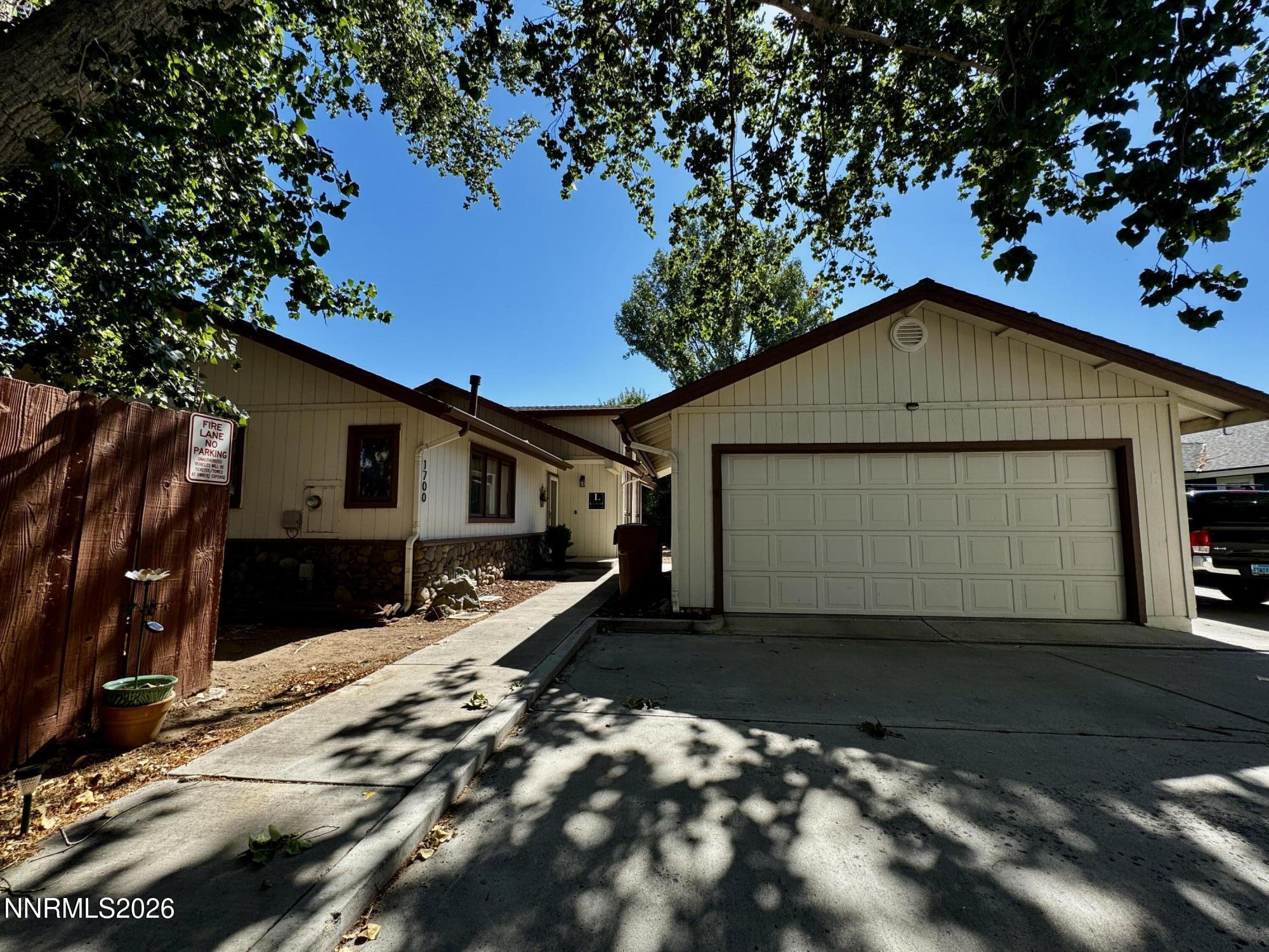 1700 Mackland Avenue Property Photo 1