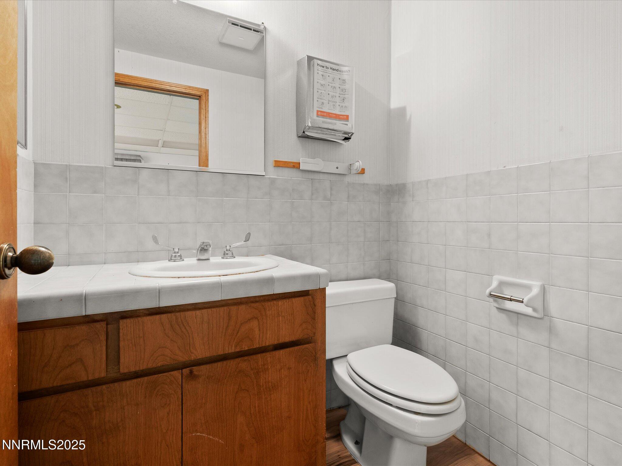 1001 Rock Boulevard Unit 2 Property Photo 29
