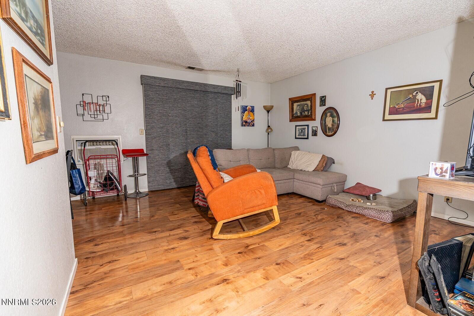 4608 Neil Road 215 Property Photo 12