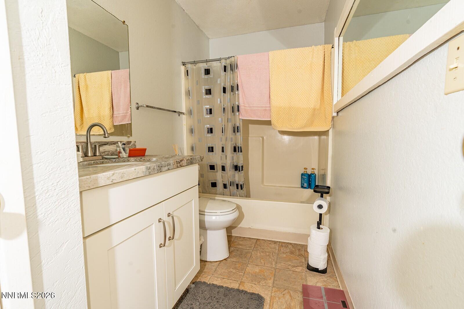 4608 Neil Road 215 Property Photo 19