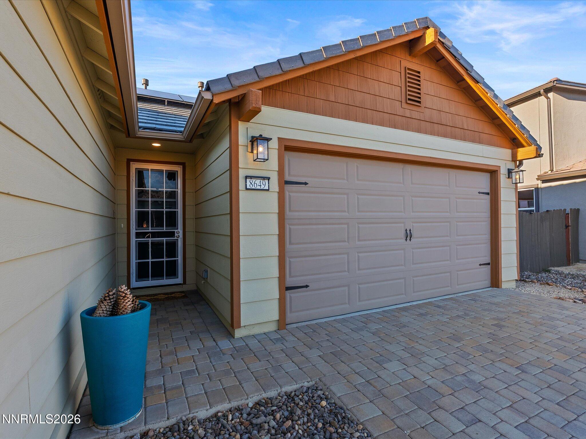 8649 Sky Key Road Property Photo 2